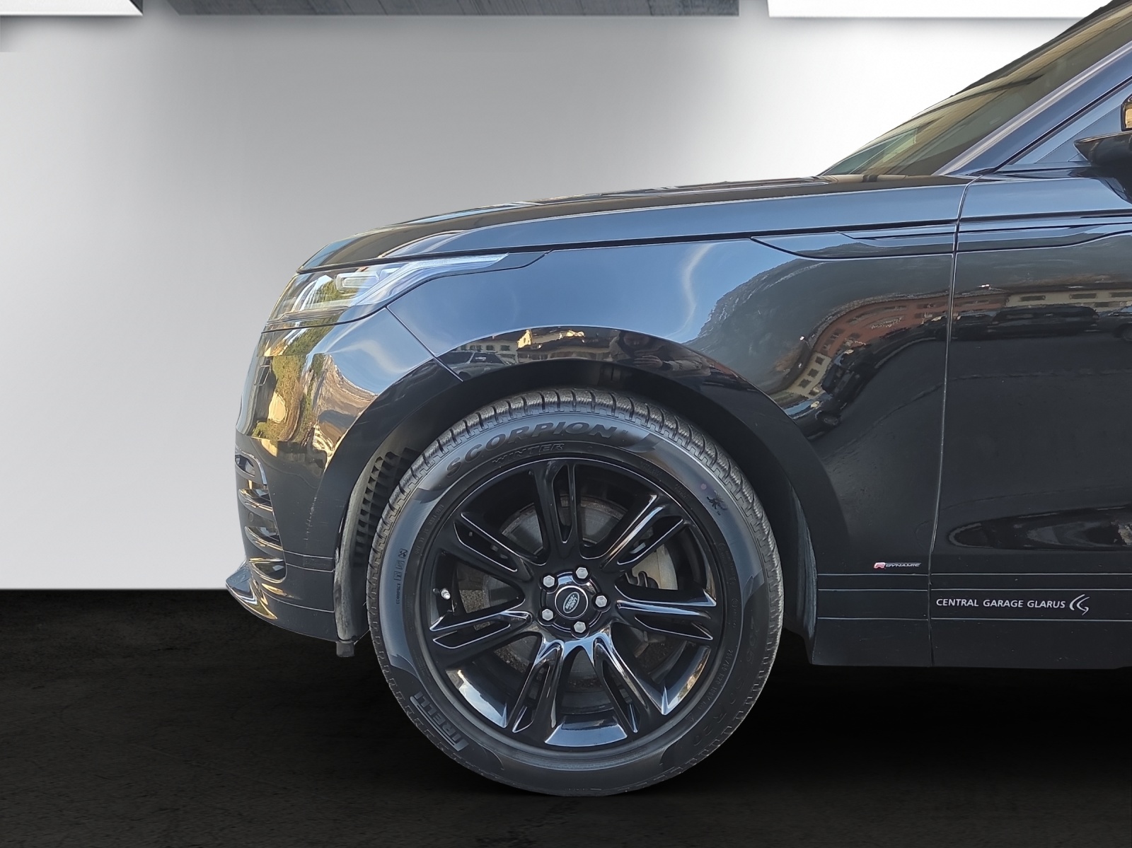 LAND ROVER Range Rover Velar R-Dynamic D 300 HSE Automatic-image-8