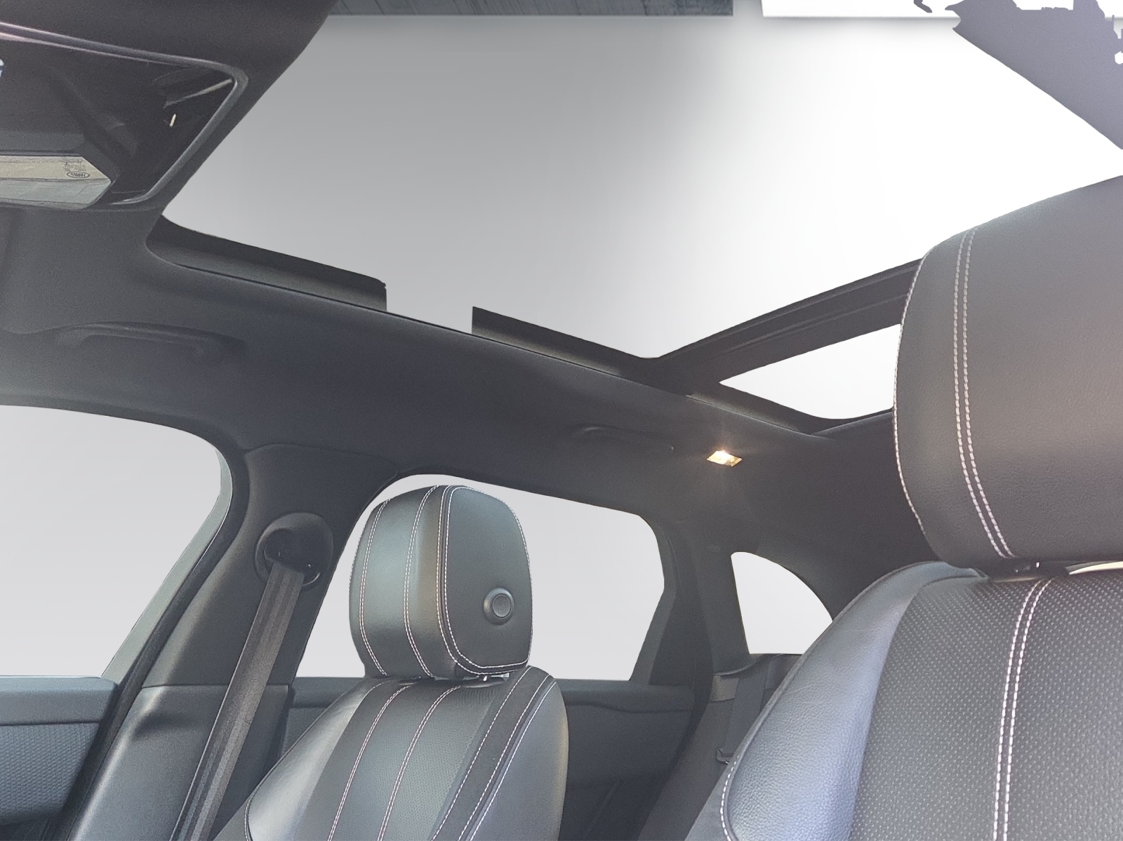 LAND ROVER Range Rover Velar R-Dynamic D 300 HSE Automatic-image-13