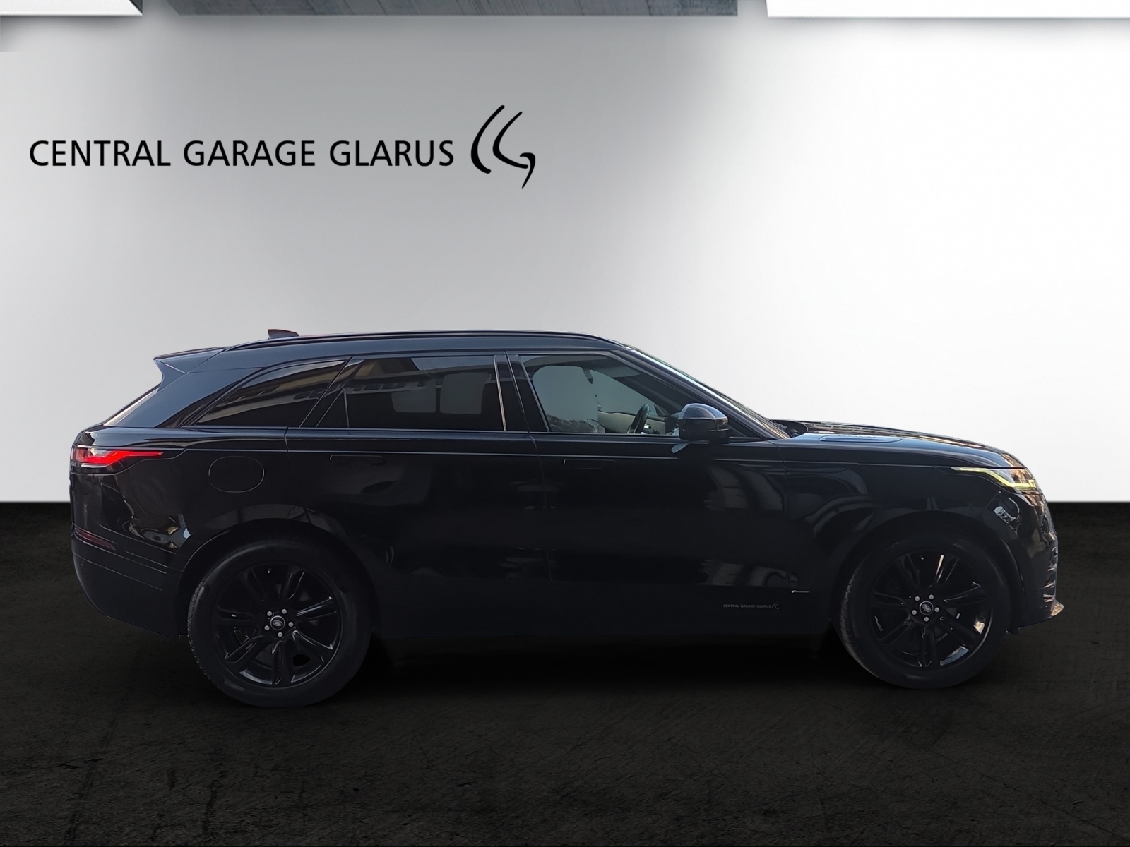 LAND ROVER Range Rover Velar R-Dynamic D 300 HSE Automatic-image-4