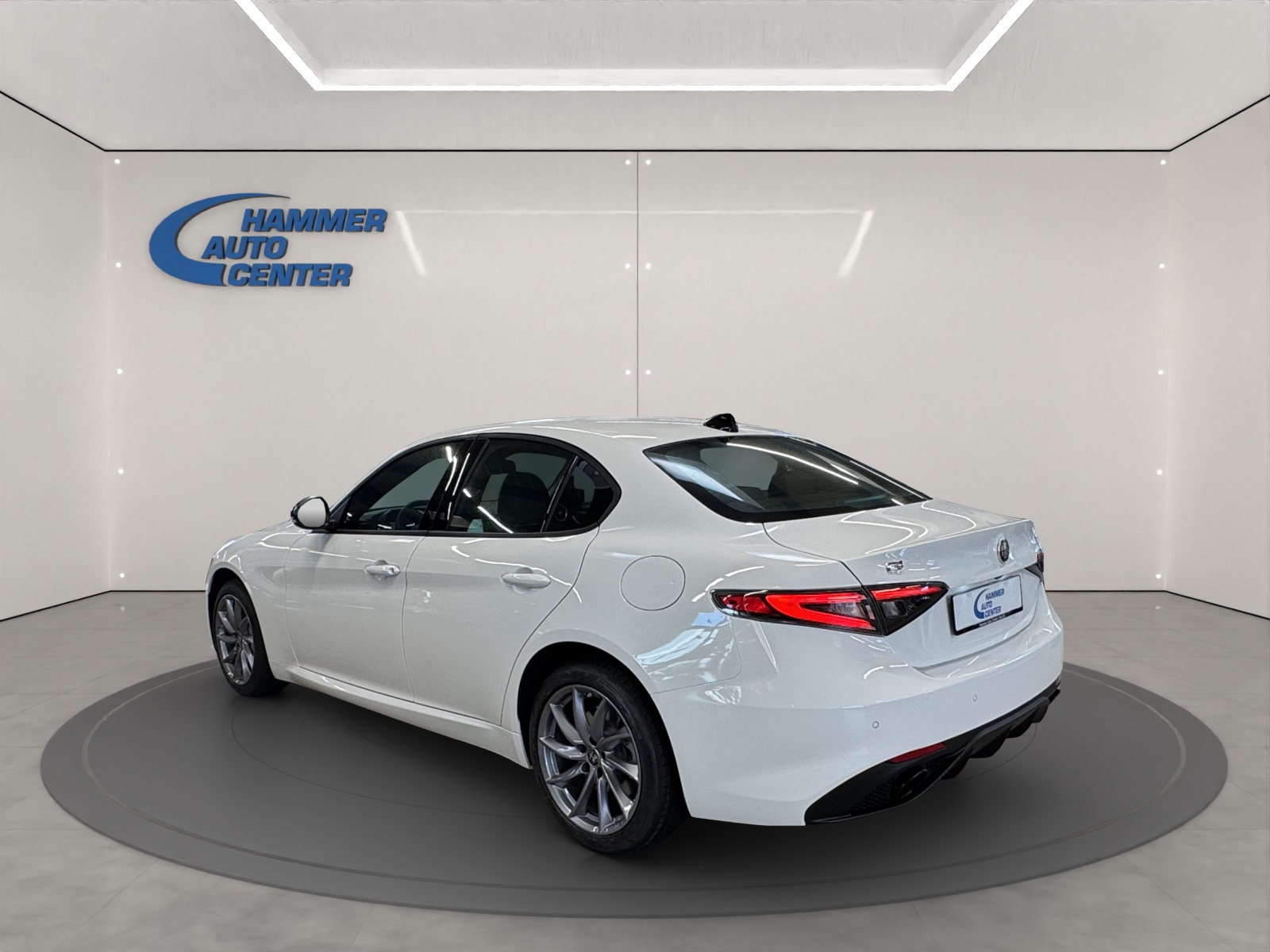 ALFA ROMEO Giulia 2.0 Q4 Sprint-image-2