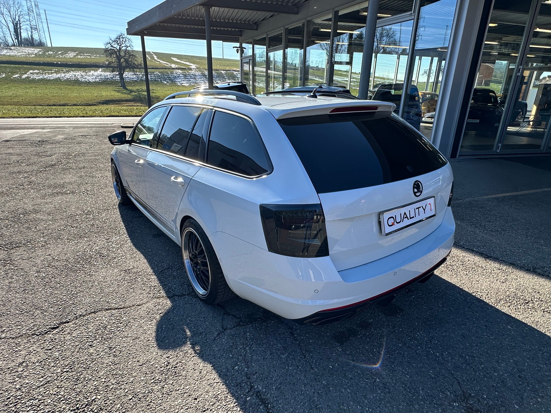 SKODA Octavia Combi 2.0 TSI RS 230 DSG-image-21