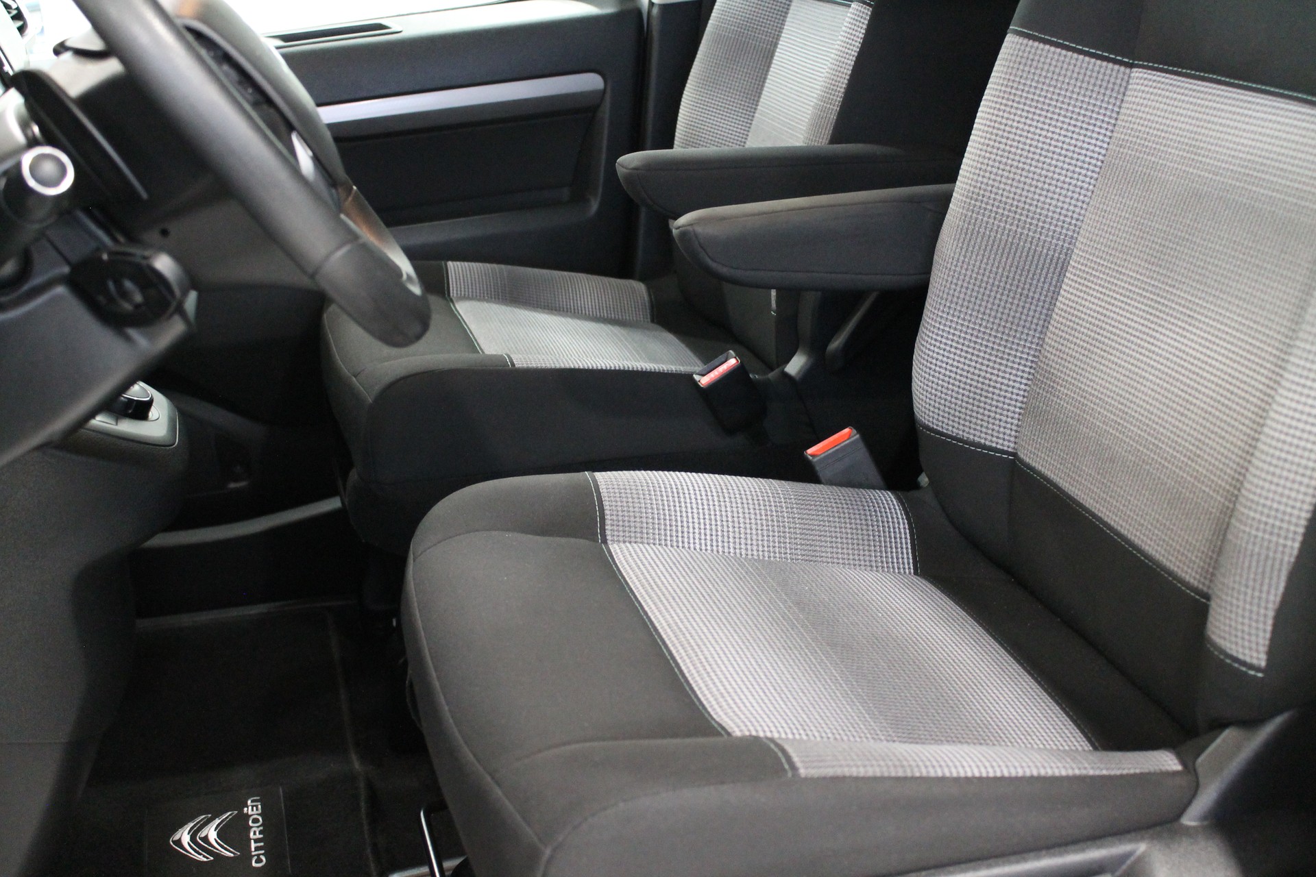CITROEN Spacetourer Camper 2.0 BlueHDi Club XL EAT8-image-19