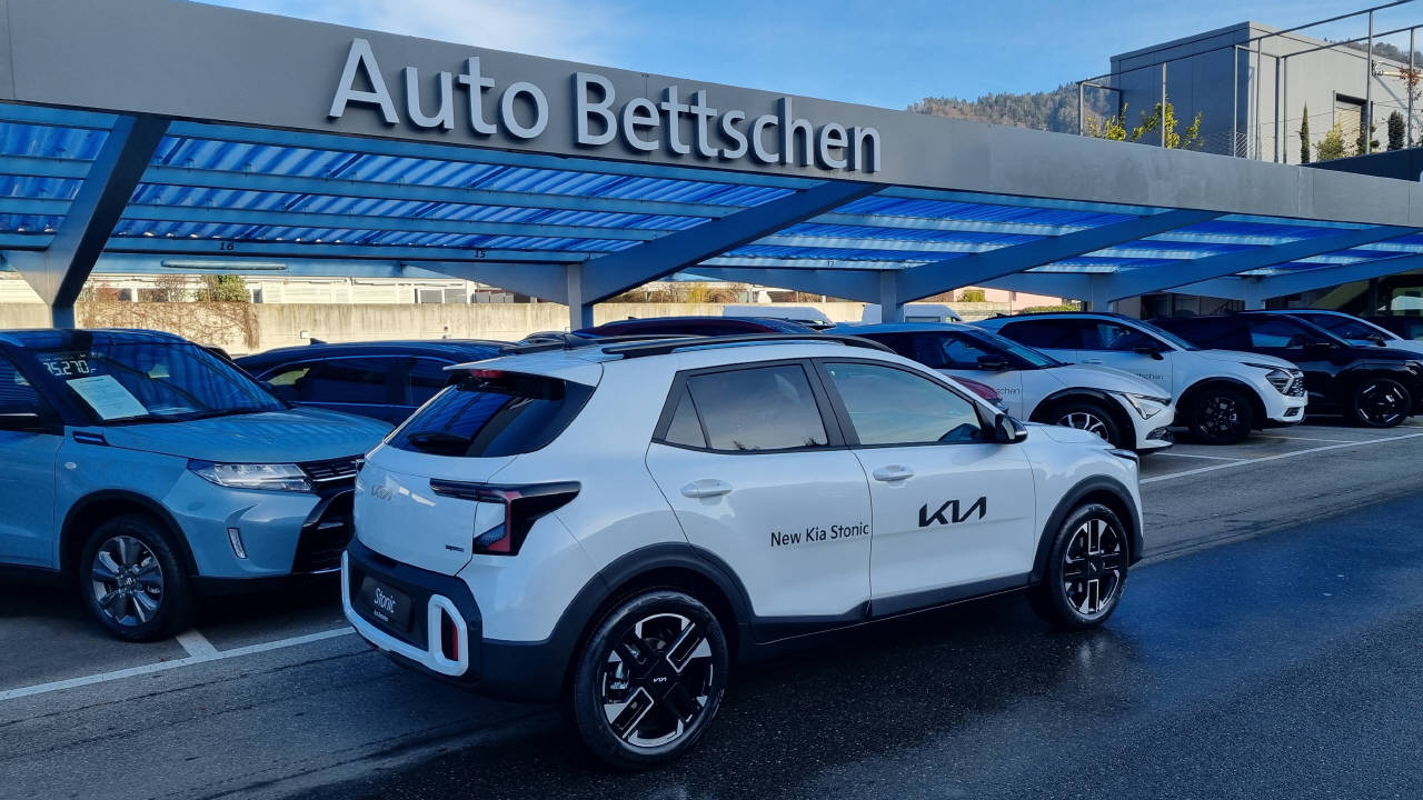 KIA Stonic 1.0 T-GDi MHEV GT-Line-image-4