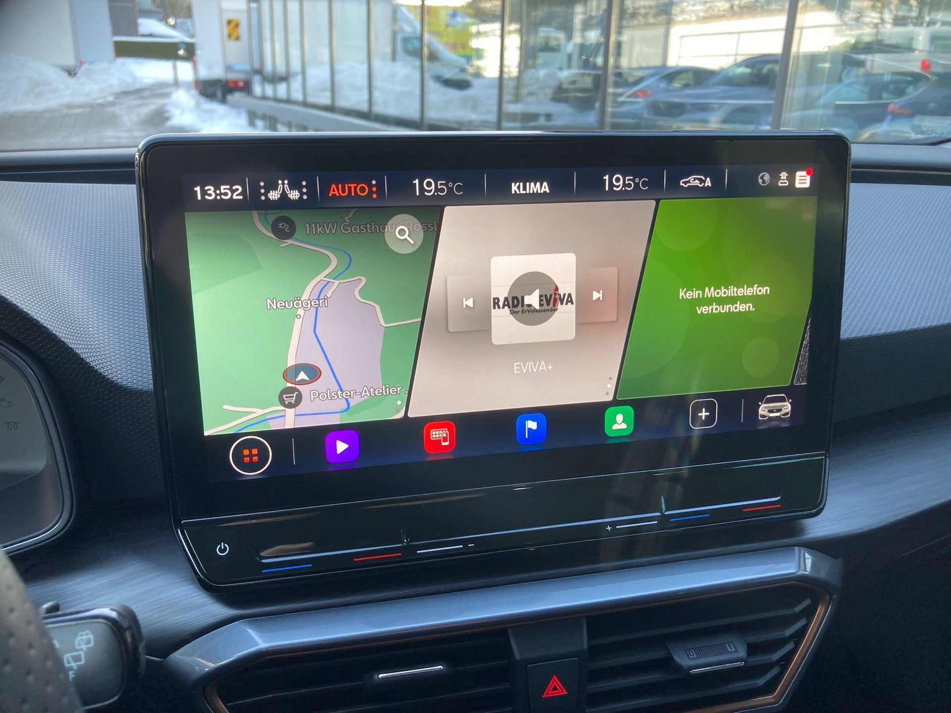 CUPRA LEON 1.5 TSI DSG-image-17