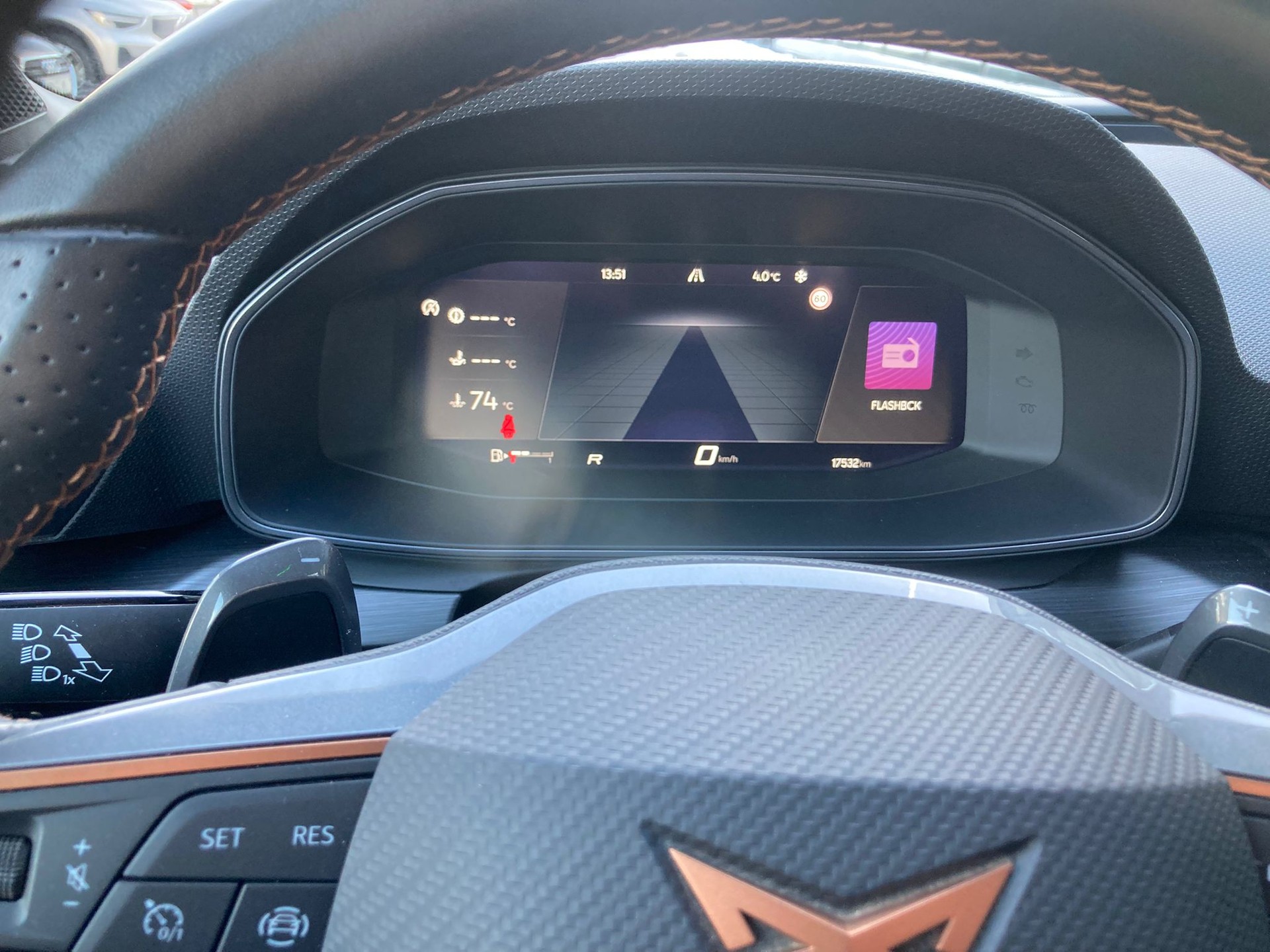 CUPRA LEON 1.5 TSI DSG-image-19