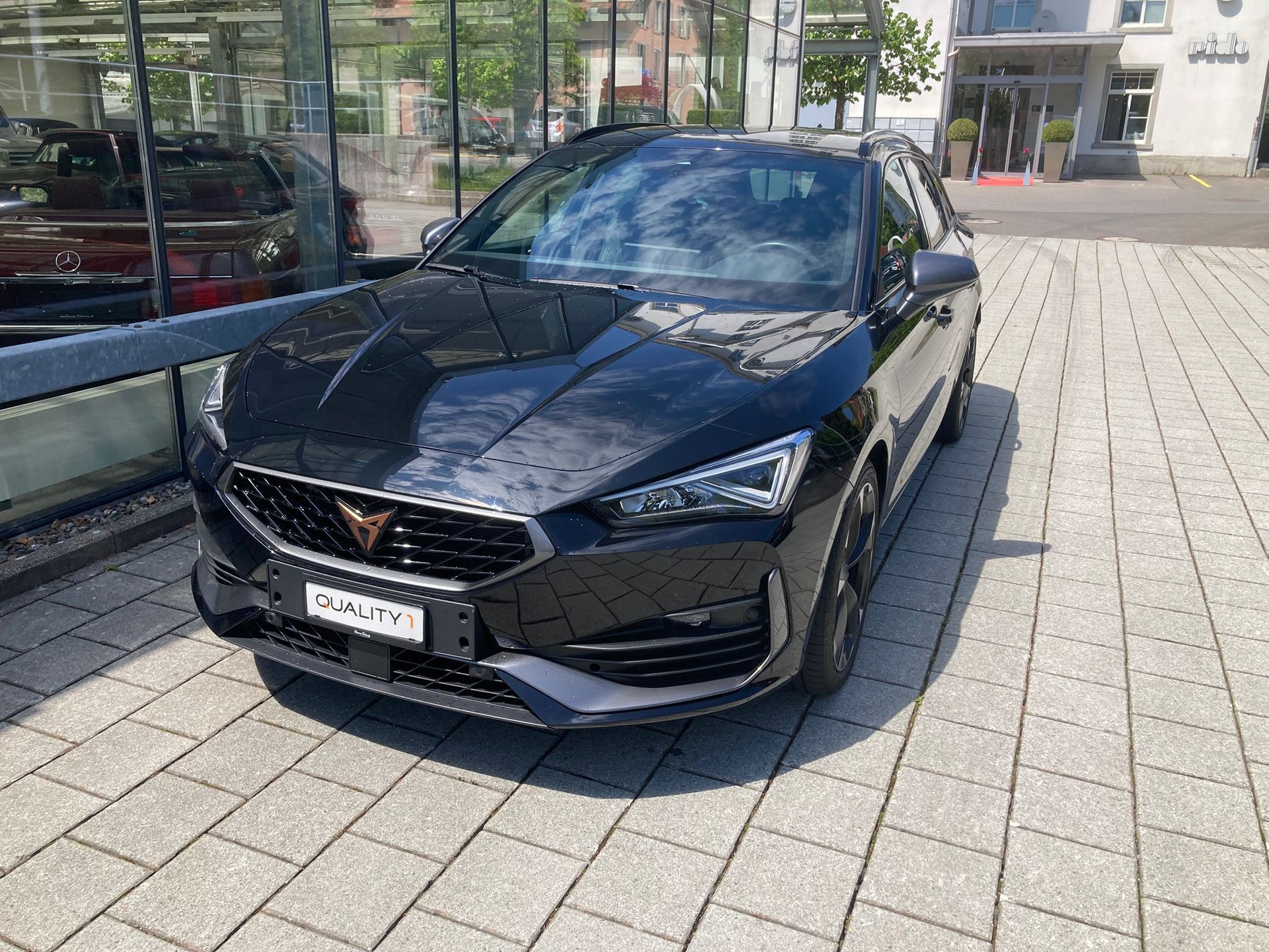 CUPRA LEON 1.5 TSI DSG-image-2