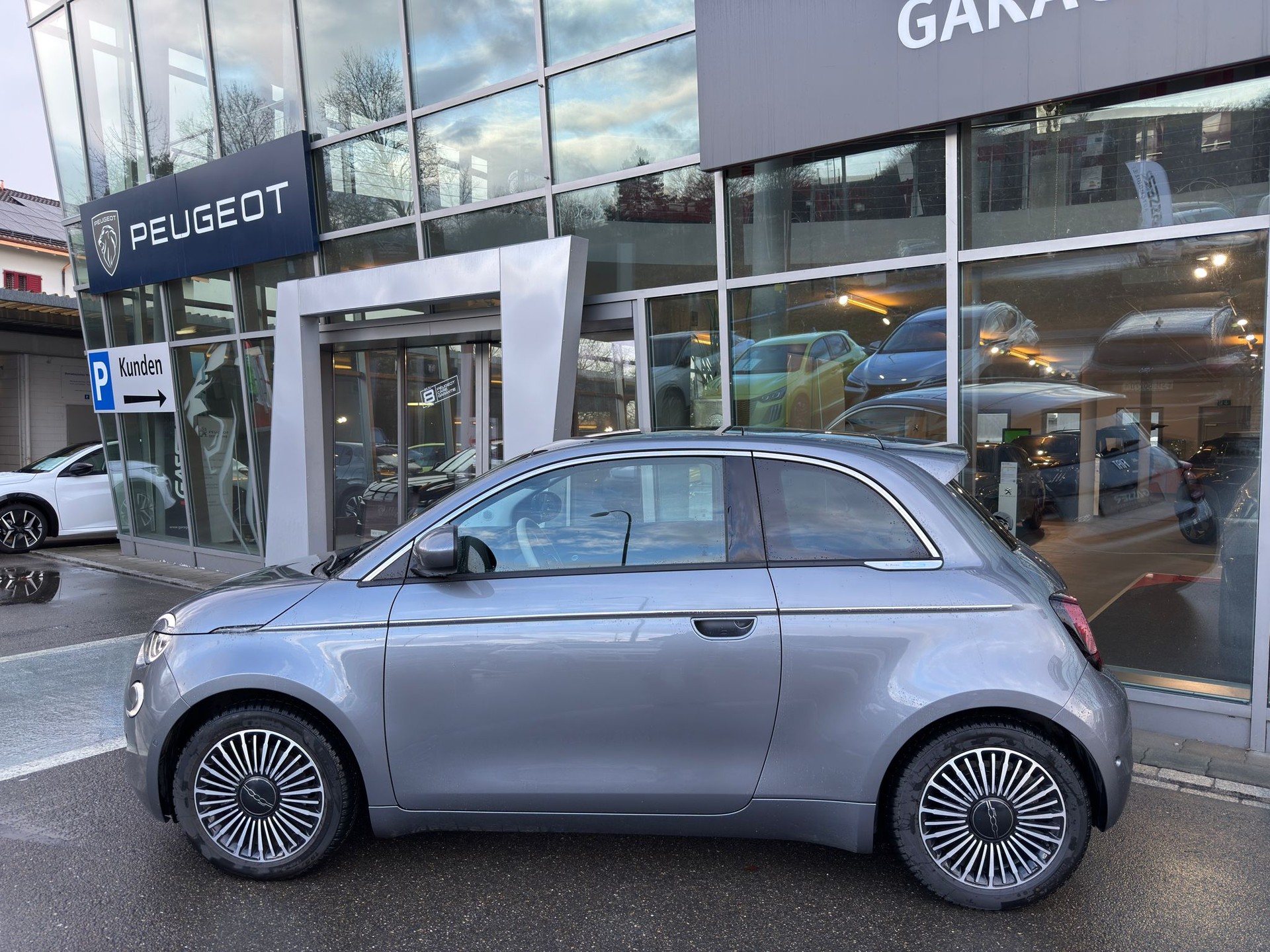 FIAT 500 electric 87 kW La Prima By Bocelli Top-showroom-element-1
