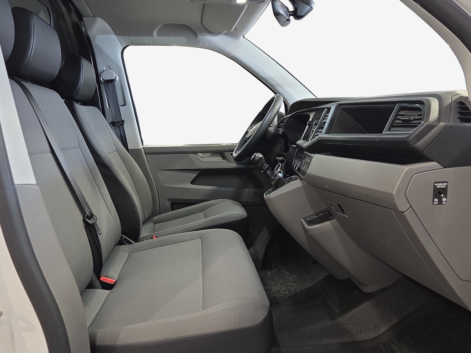 VW T6.1 2.0 TDI 4Motion-image-12
