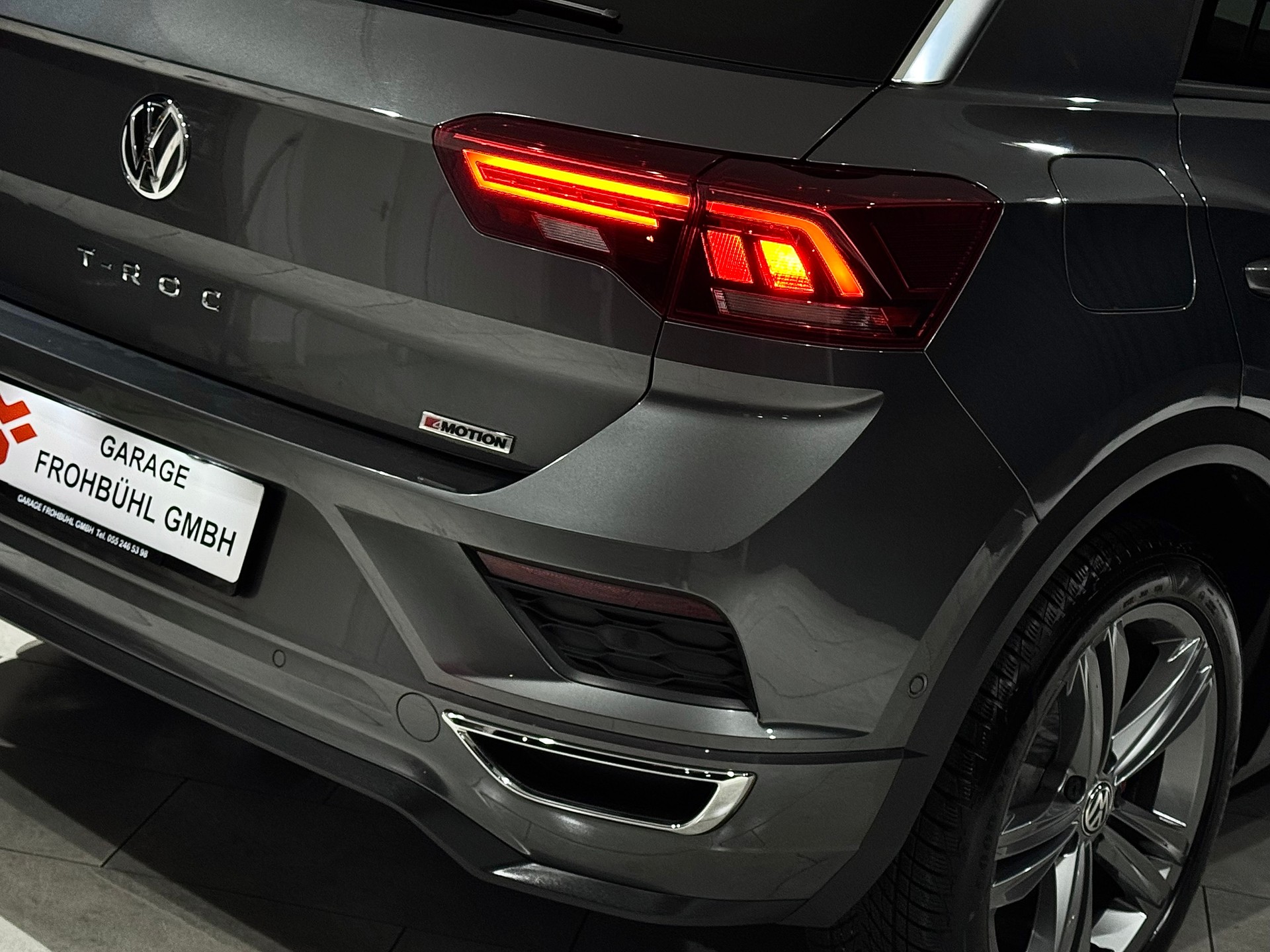VW T-Roc 2.0 TSI R-Line Sport DSG 4Motion | 1.Hand | CH |-image-13