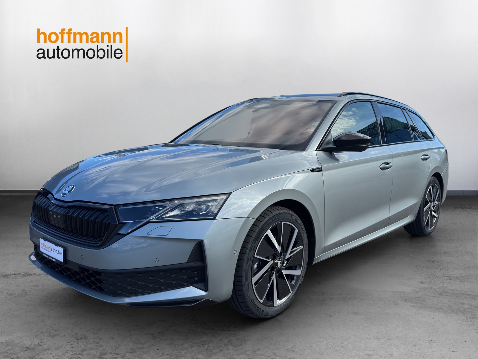 SKODA Octavia Combi 2.0 TSI DSG Dynamic 4x4-image-0