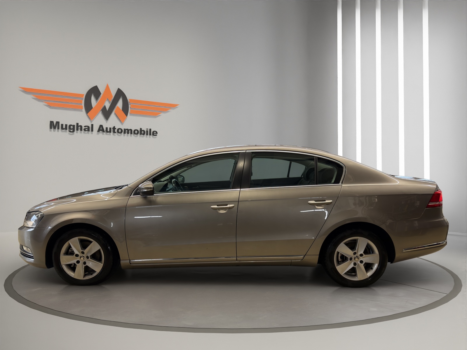 VW Passat 2.0 TSI Comfortline DSG-image-7