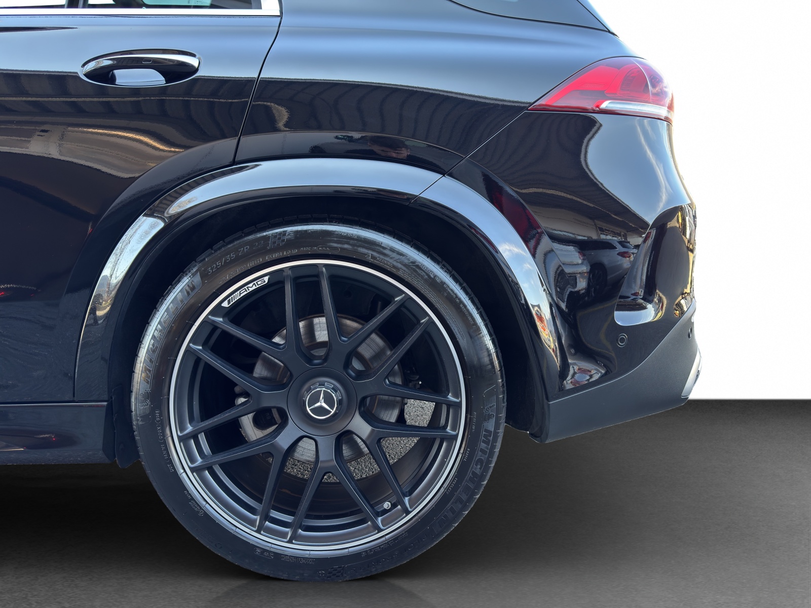 MERCEDES-BENZ GLE 53 AMG 4Matic+-image-22