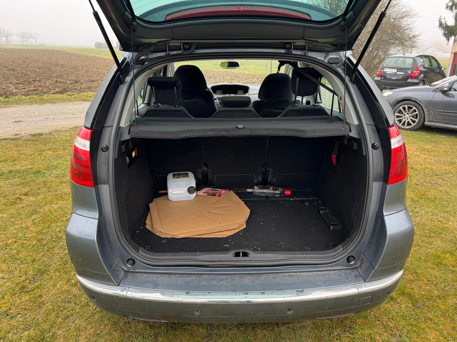 CITROEN C4 Picasso 1.6i 16V THP Exclusive+ Automatic-image-7