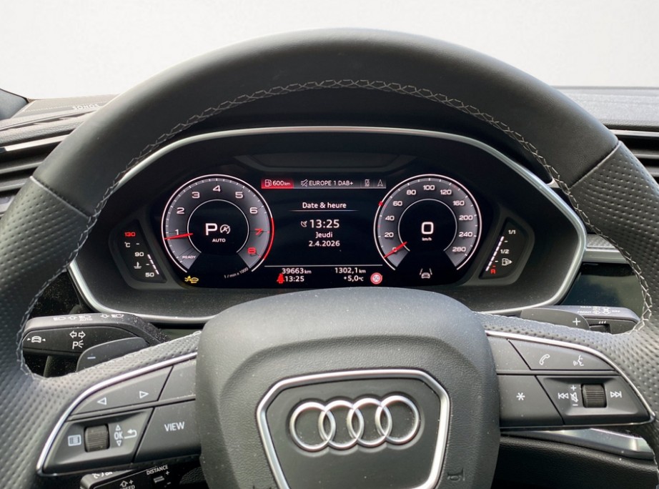 AUDI Q3 Sportback 45 TFSI S line quattro S-tronic-image-3