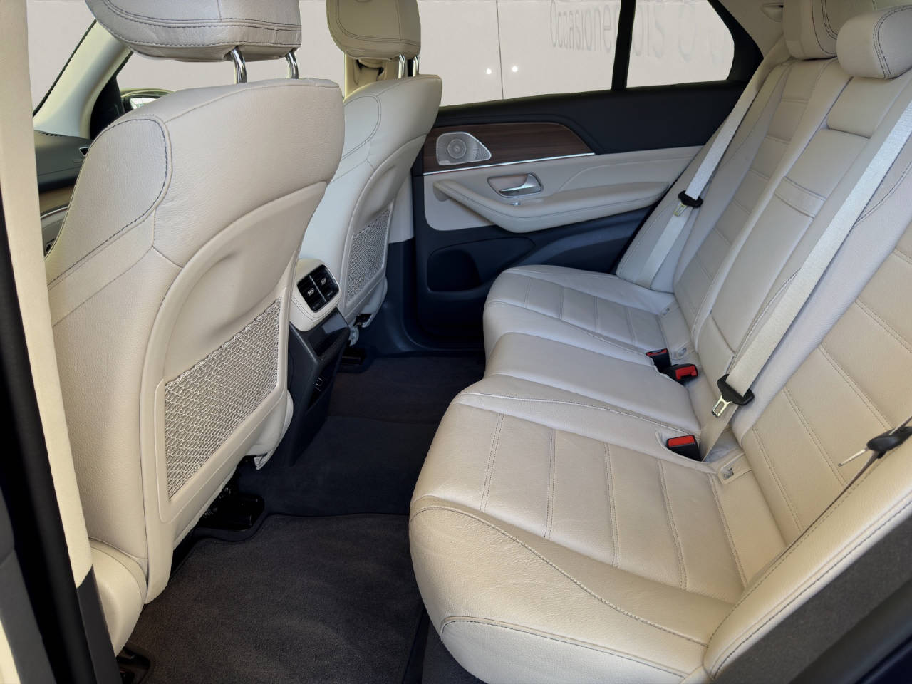 MERCEDES-BENZ GLE 400 d 4matic-image-9