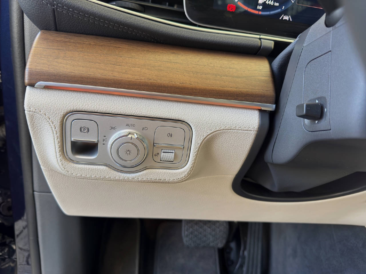 MERCEDES-BENZ GLE 400 d 4matic-image-19