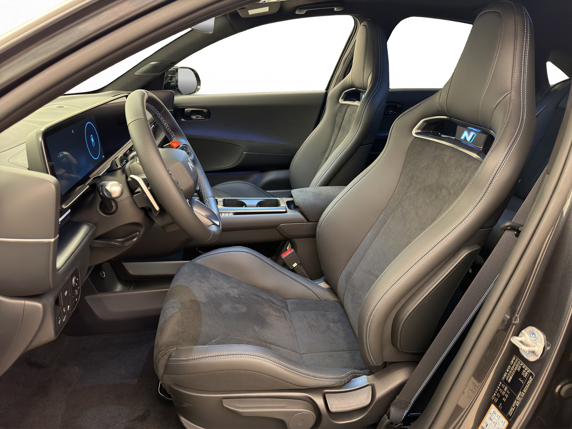 HYUNDAI Ioniq 6 N 4WD 84 kWh-image-5
