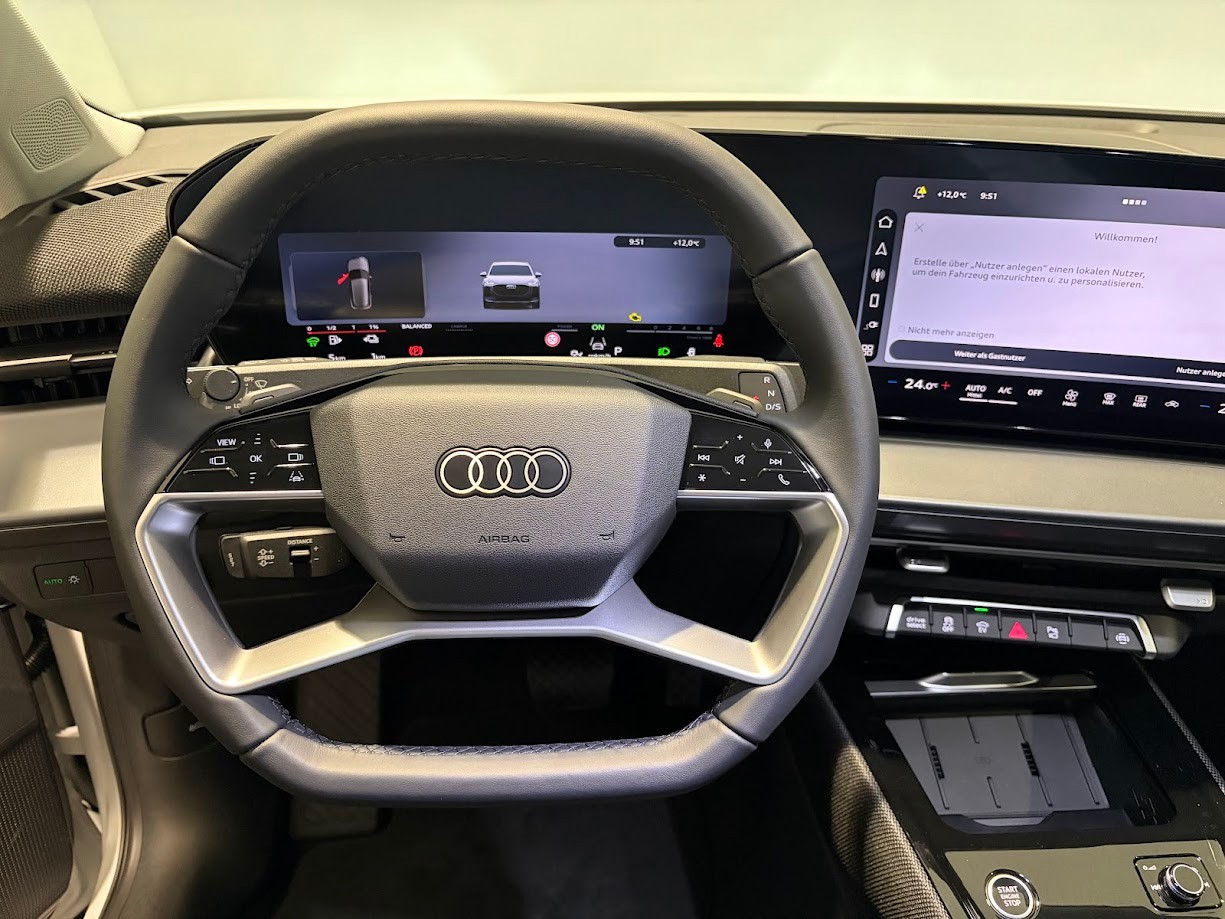 AUDI Q3 SUV e-hybrid 200 kW S tronig-image-4