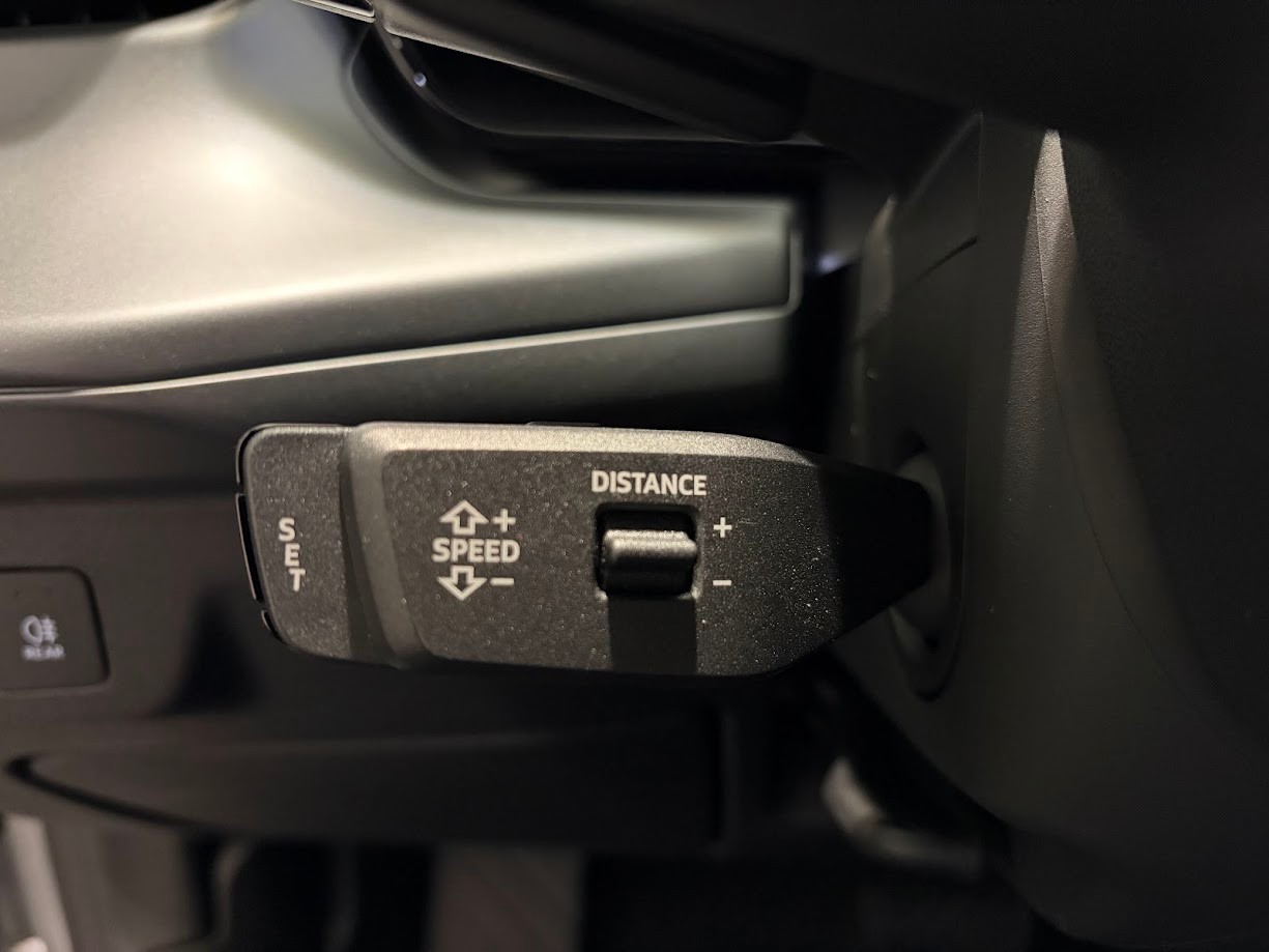 AUDI Q3 SUV e-hybrid 200 kW S tronig-image-5