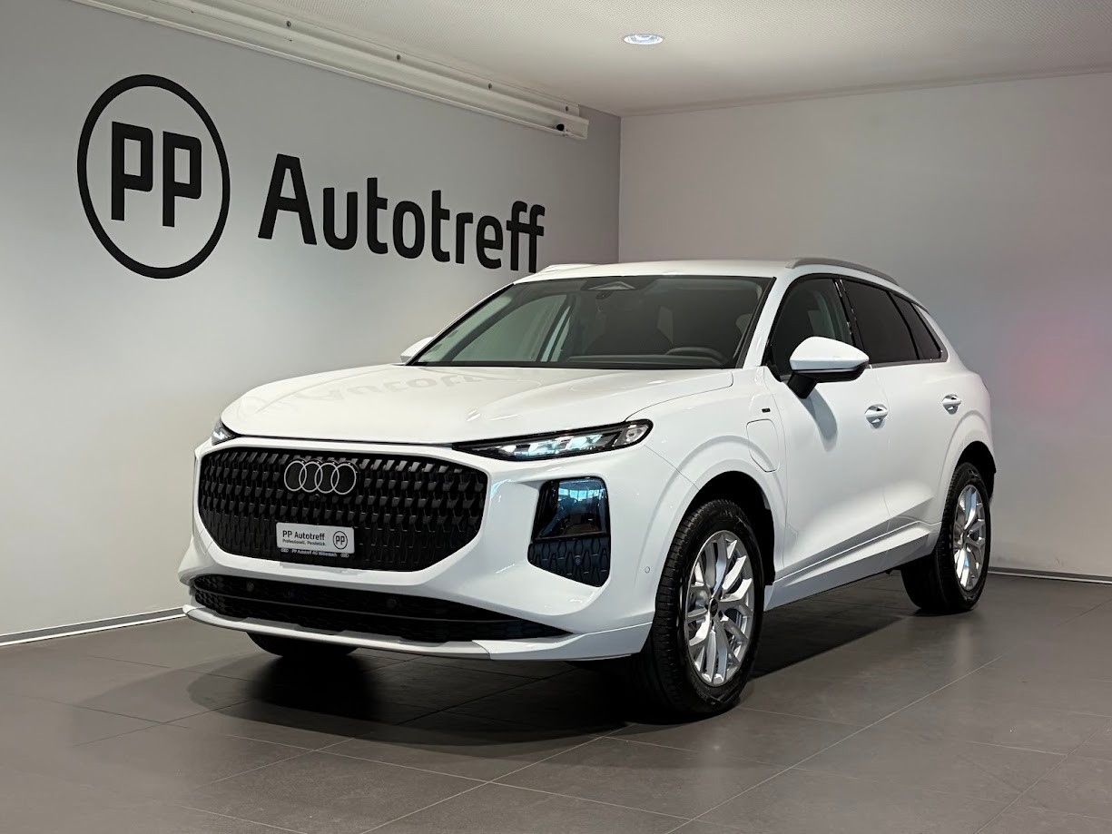 AUDI Q3 SUV e-hybrid 200 kW S tronig-image-1