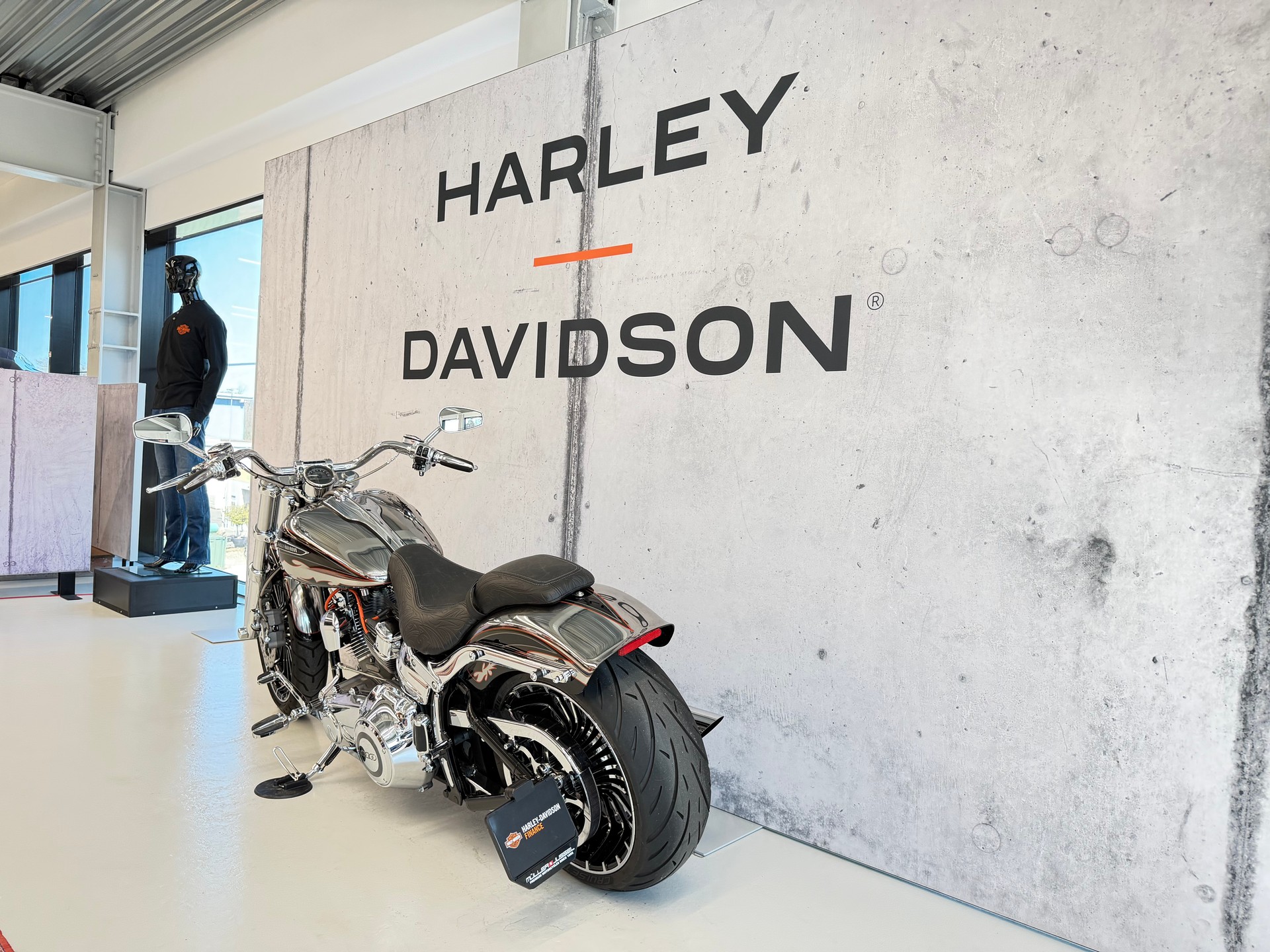 HARLEY-DAVIDSON FXSBSE Softail Breakout ABS CVO-image-5