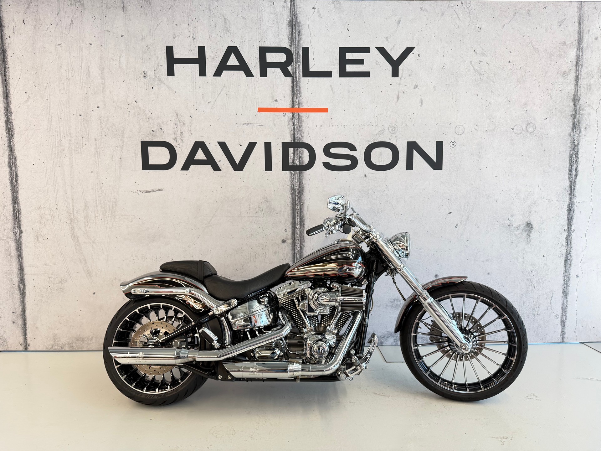 HARLEY-DAVIDSON FXSBSE Softail Breakout ABS CVO