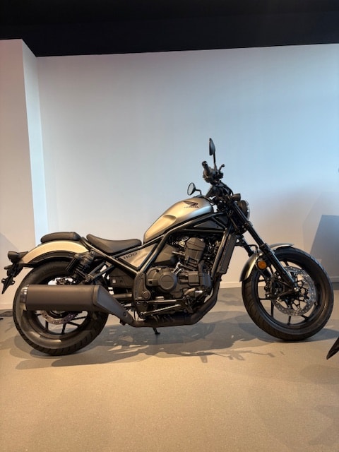 HONDA CMX 1100 Rebel DCT-image-1