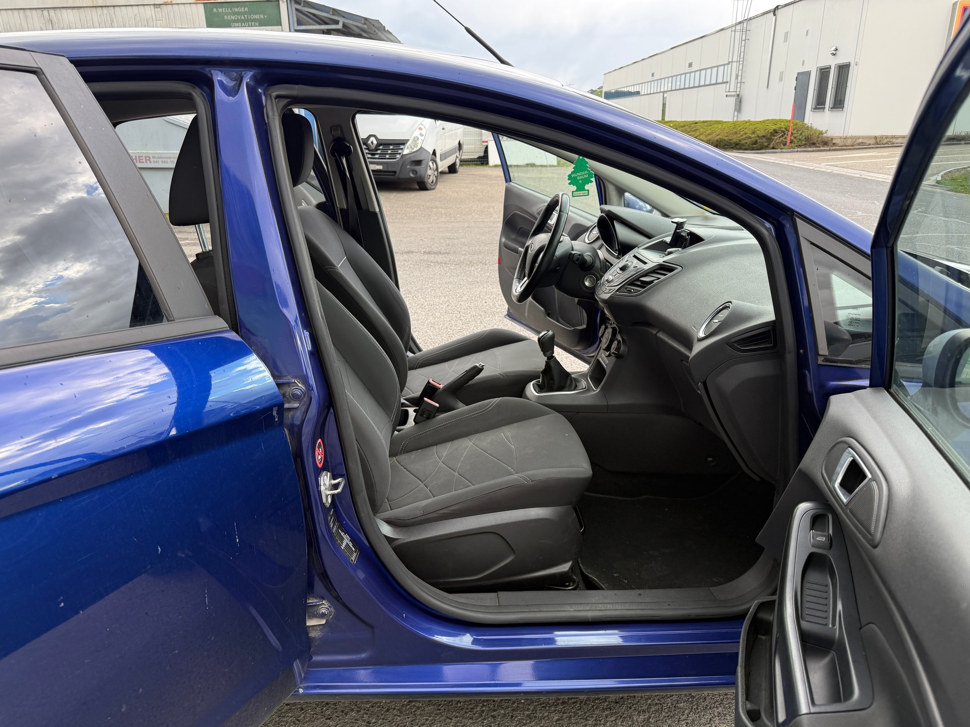 FORD Fiesta 1.0 SCTi Trend-image-11