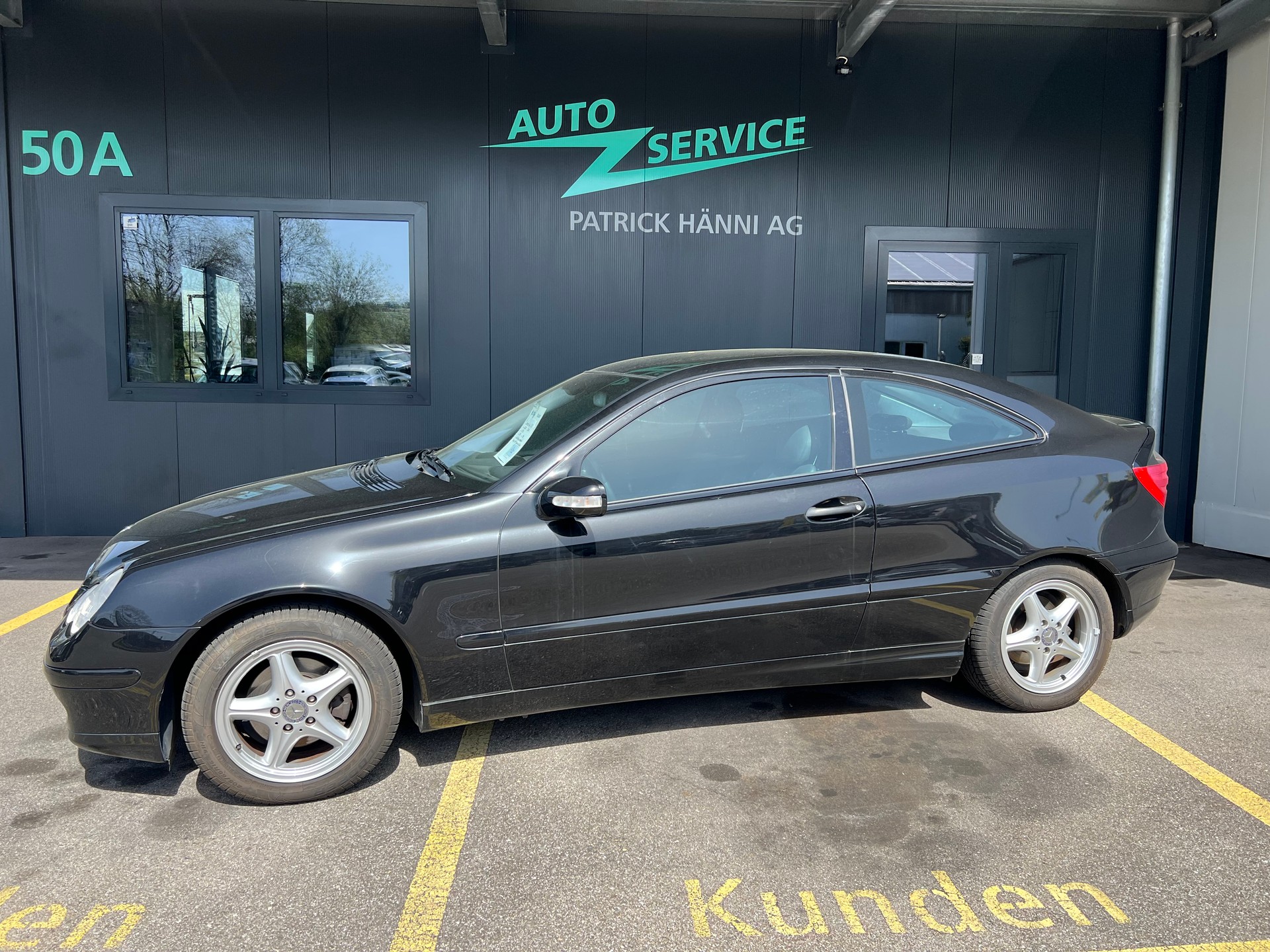 MERCEDES-BENZ C 180-image-1
