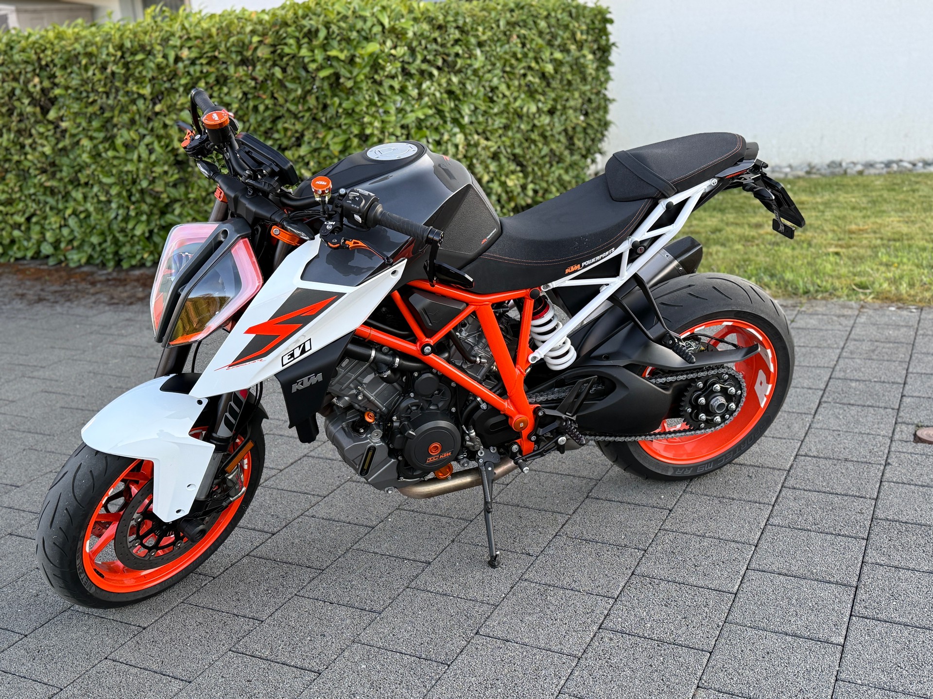 KTM 1290 Super Duke R