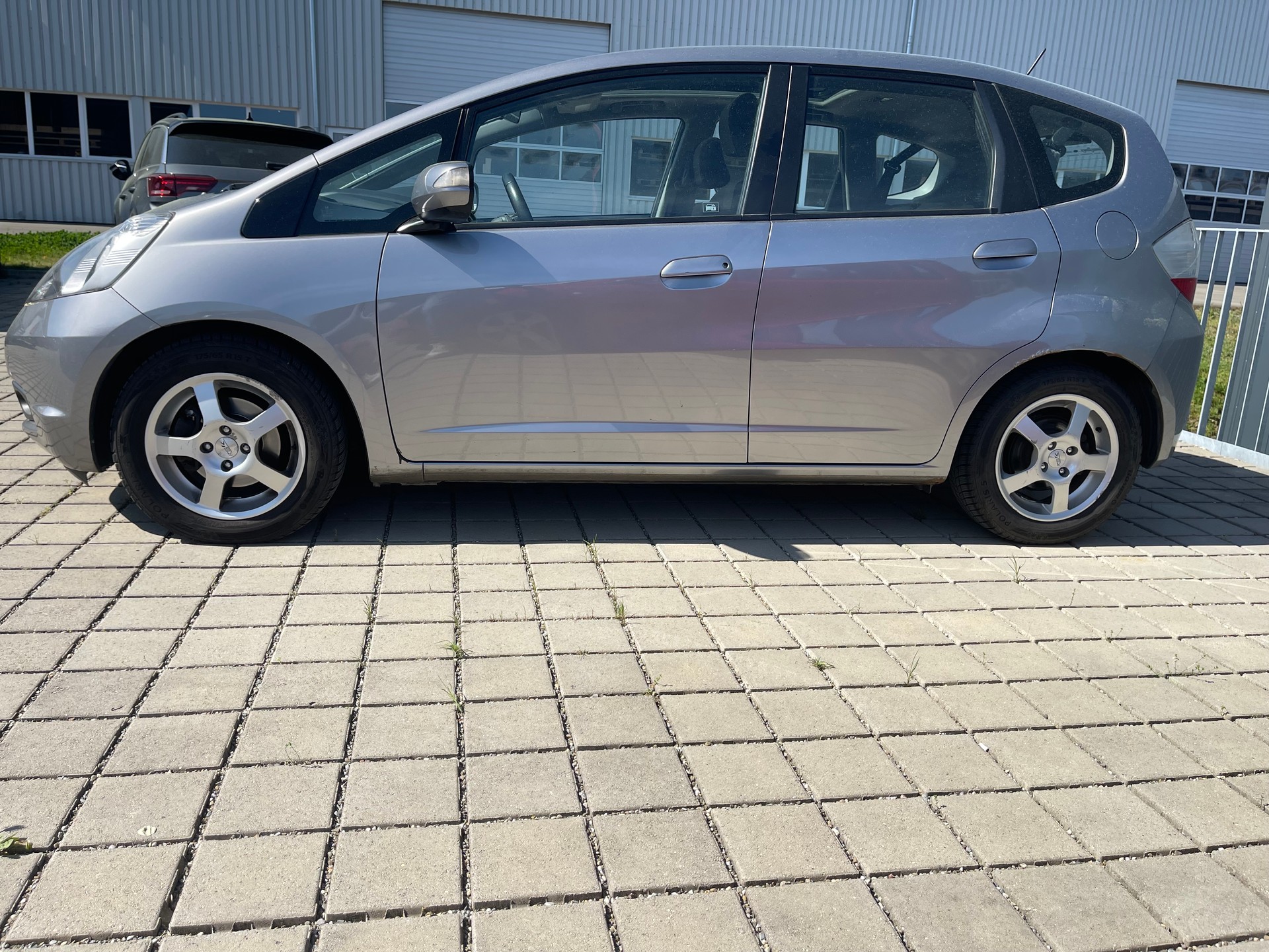HONDA Jazz 1.4i Elegance i-Shift-image-1