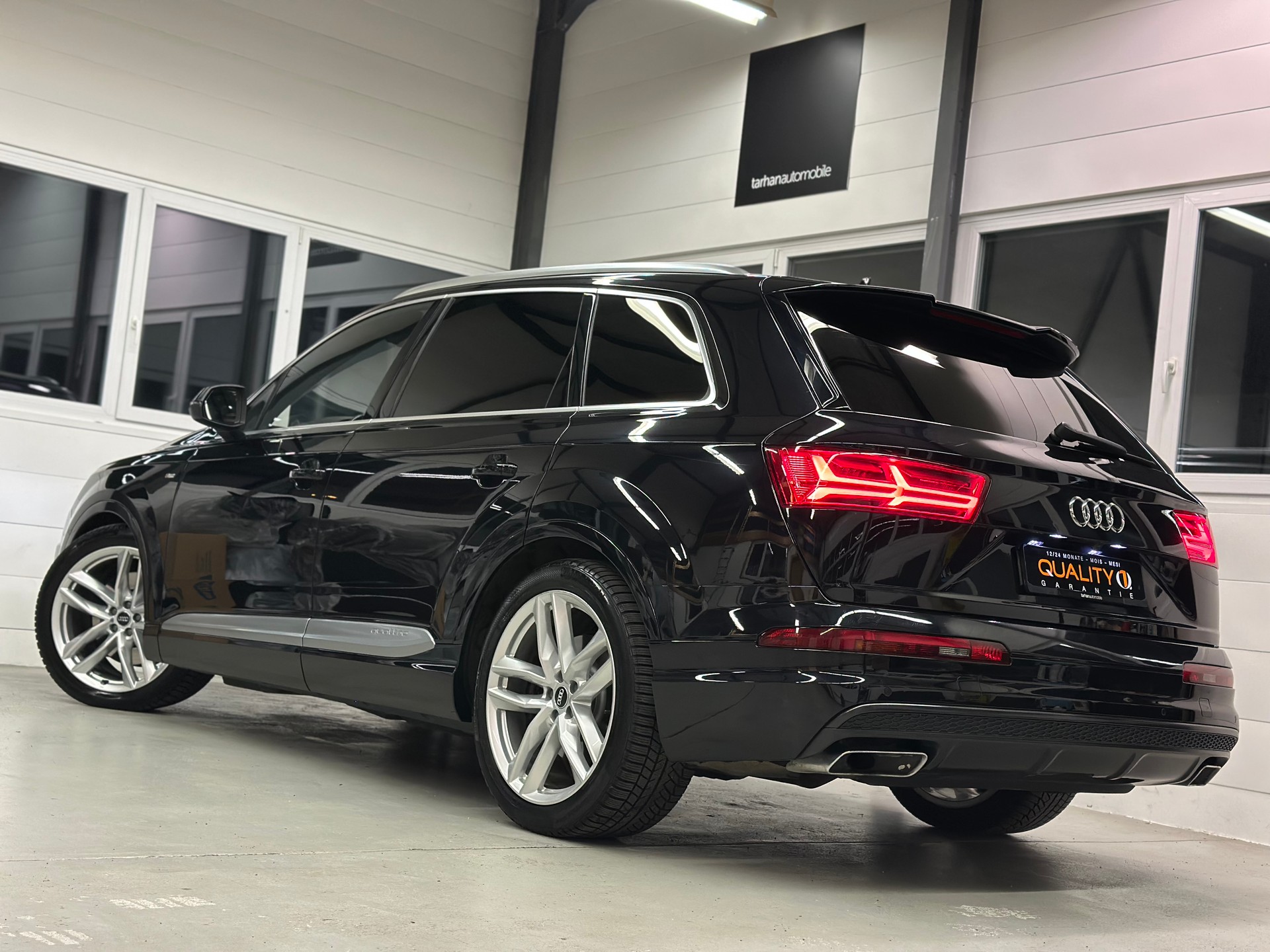 AUDI Q7 3.0 TDI quattro tiptronic S-LINE / 7-Sitzer-image-1