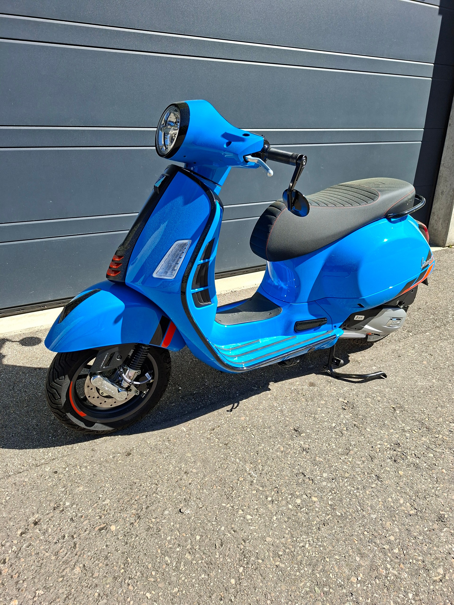 PIAGGIO Vespa GTS 125 Super Sport ABS-showroom-element-3