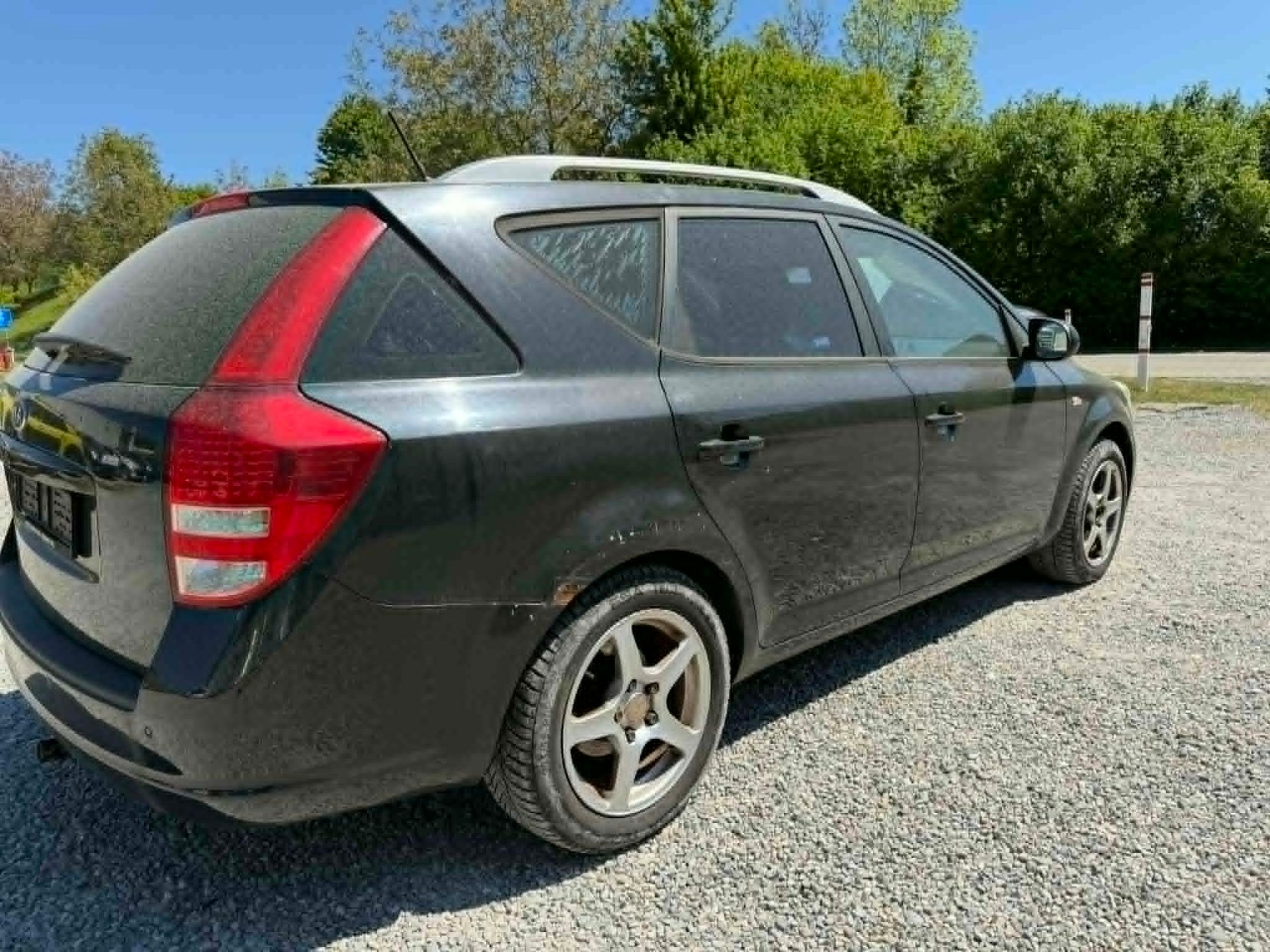KIA Cee'd Sporty Wagon 1.6 16V _seven Automatic-image-7
