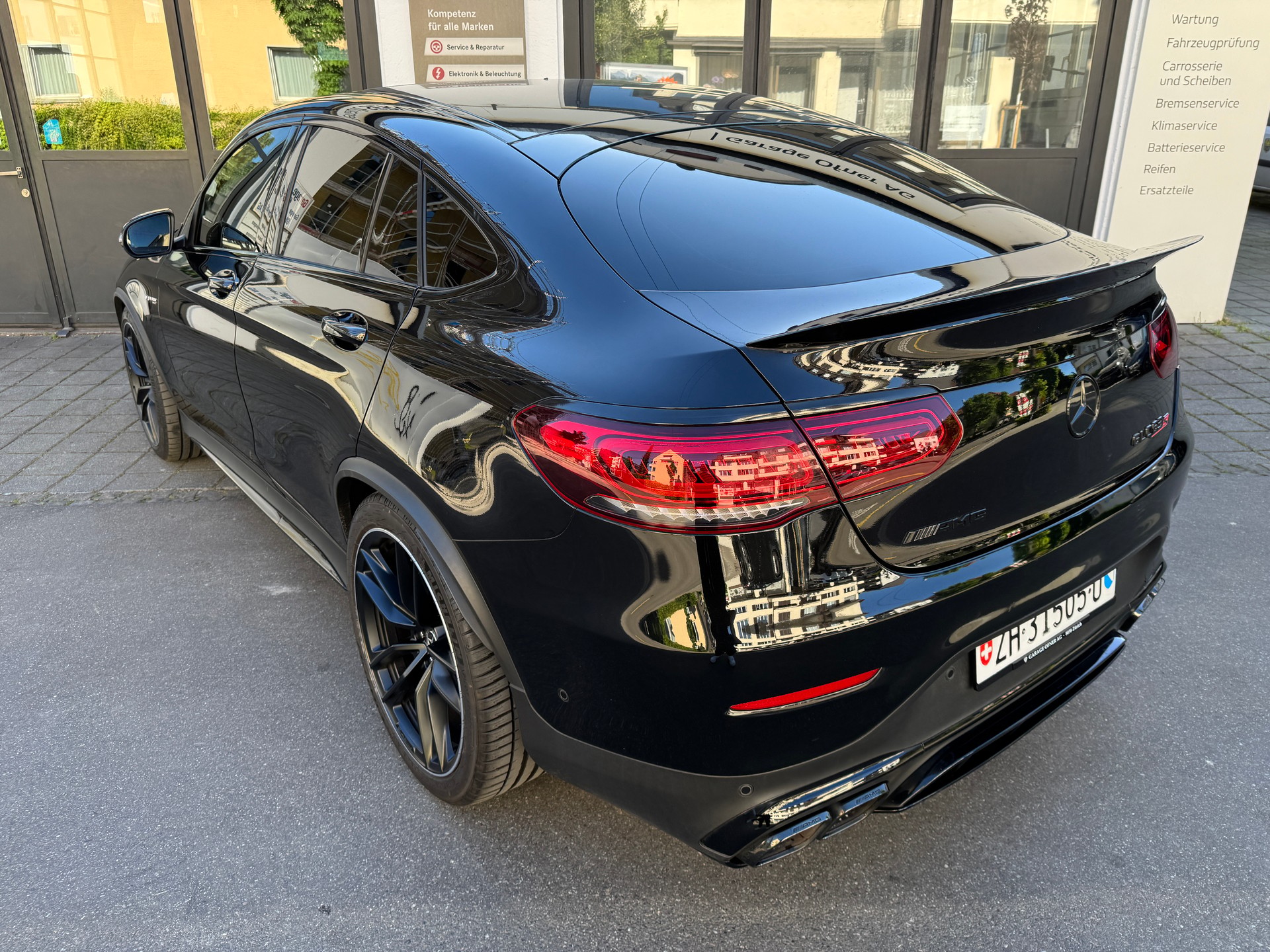 MERCEDES-BENZ GLC Coupé 63 S AMG 4Matic 9G-Tronic-image-6