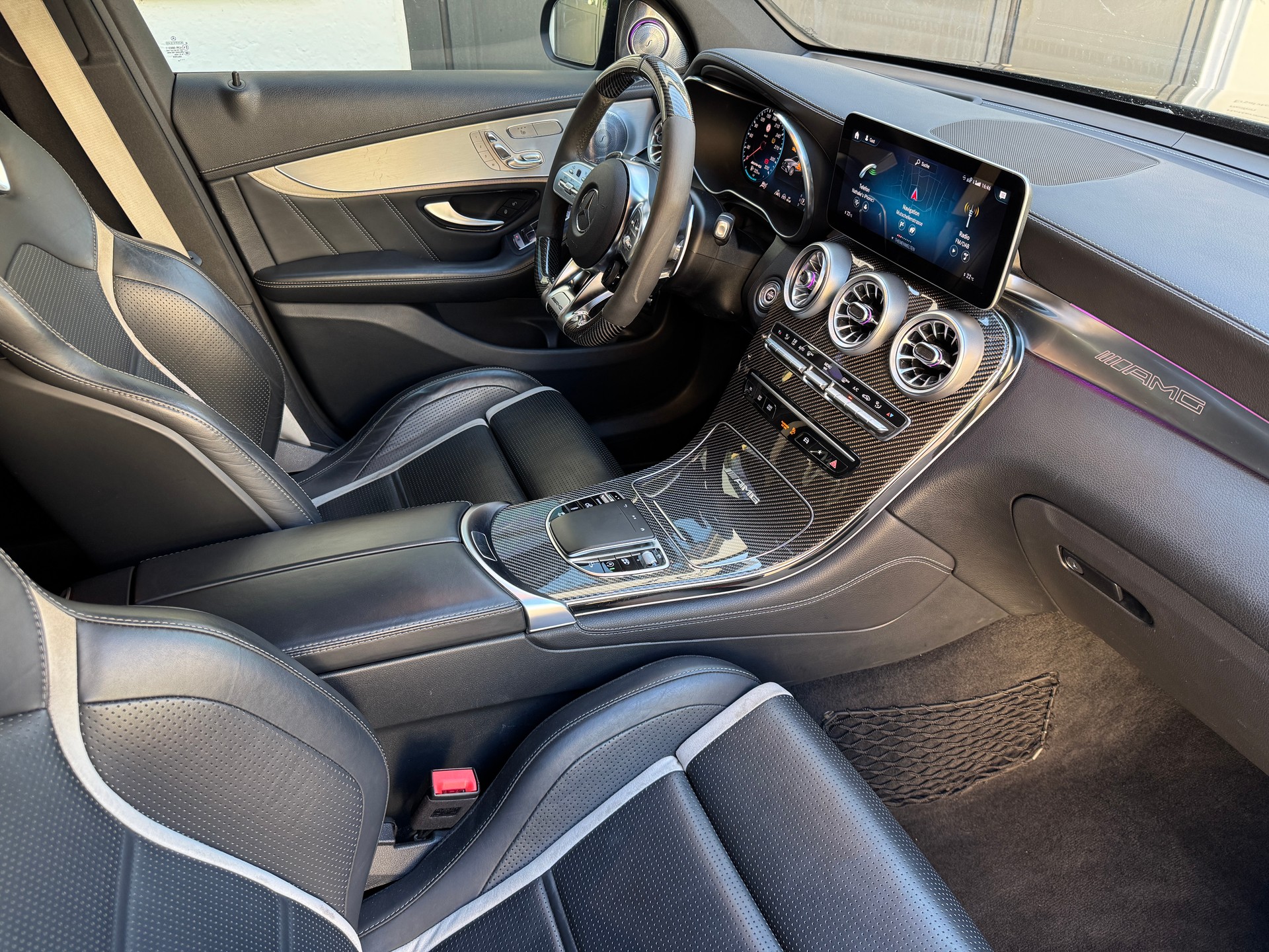 MERCEDES-BENZ GLC Coupé 63 S AMG 4Matic 9G-Tronic-image-11