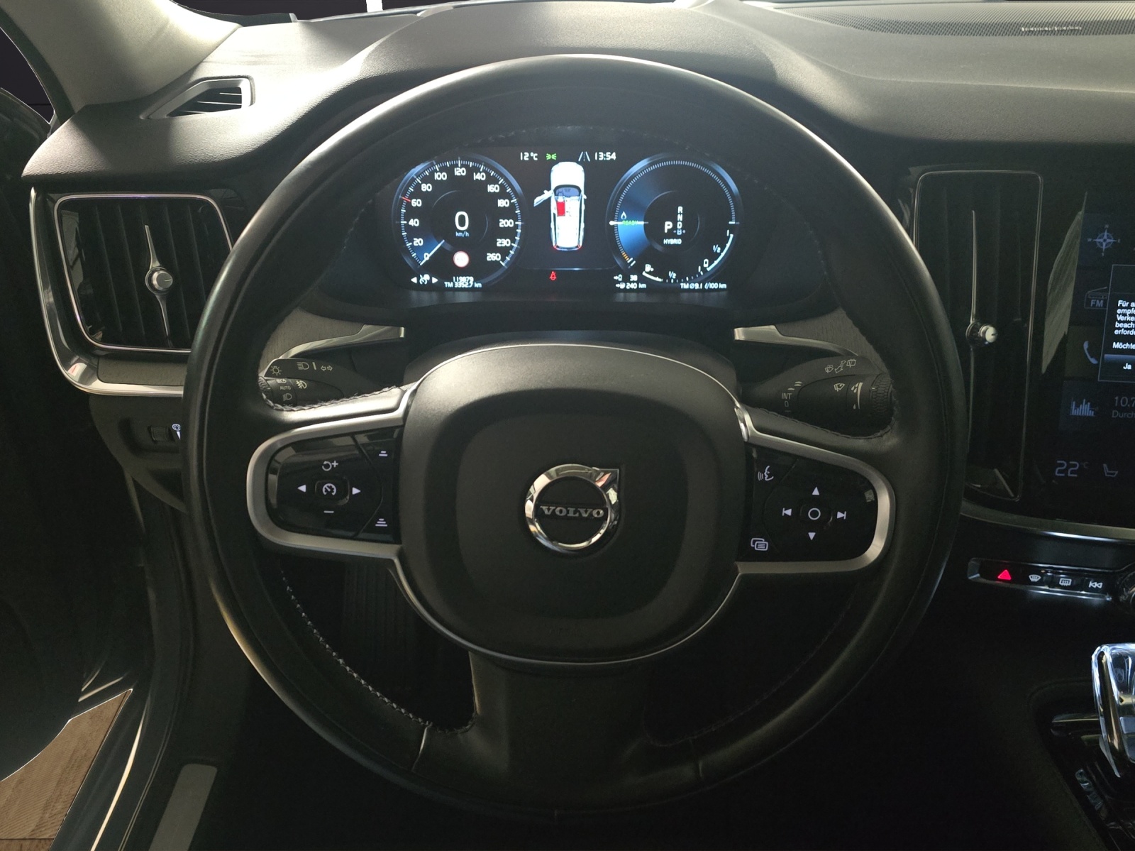 VOLVO V60 T6 eAWD Twin Engine Inscription Geartronic-image-11