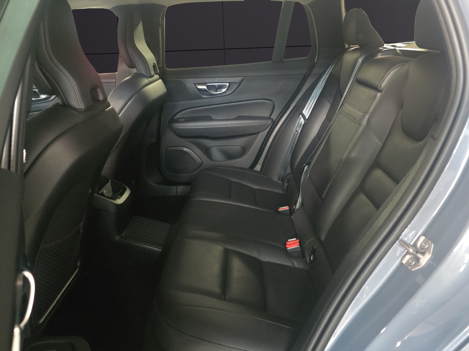 VOLVO V60 T6 eAWD Twin Engine Inscription Geartronic-image-20