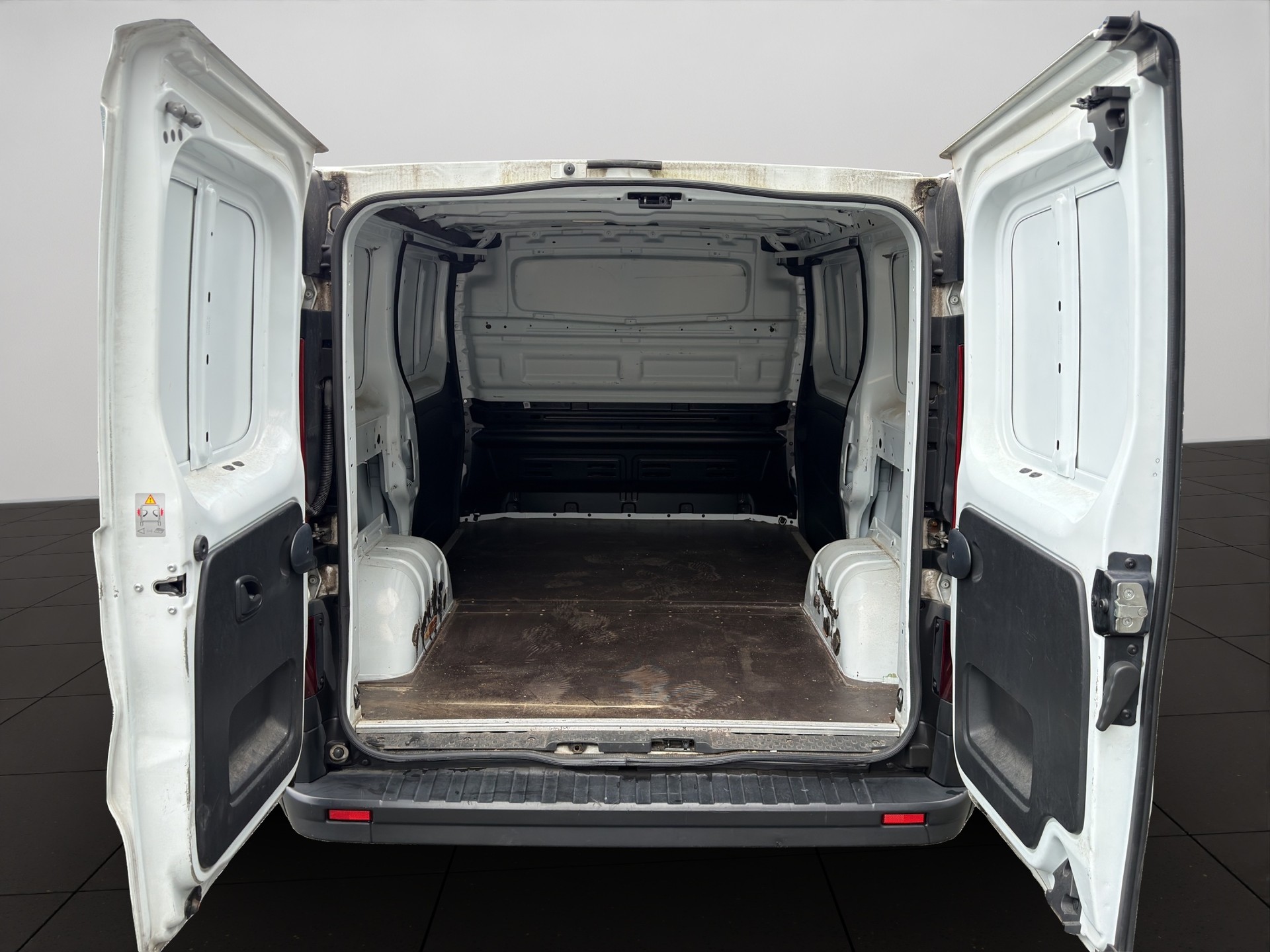 RENAULT Trafic 1.6 ENERGY dCi 95 3.0t Business L1H1-image-8