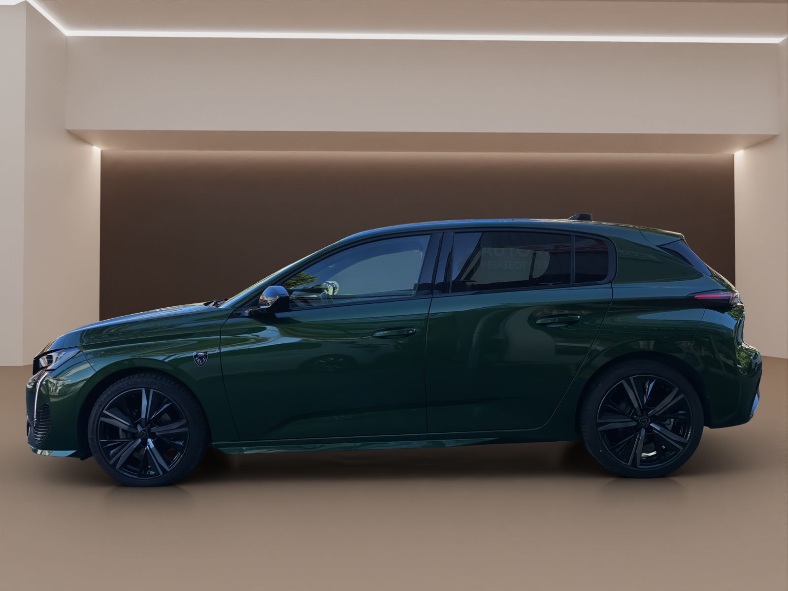 PEUGEOT 308 1.2 Pure Tech GT Pack EAT8-image-1