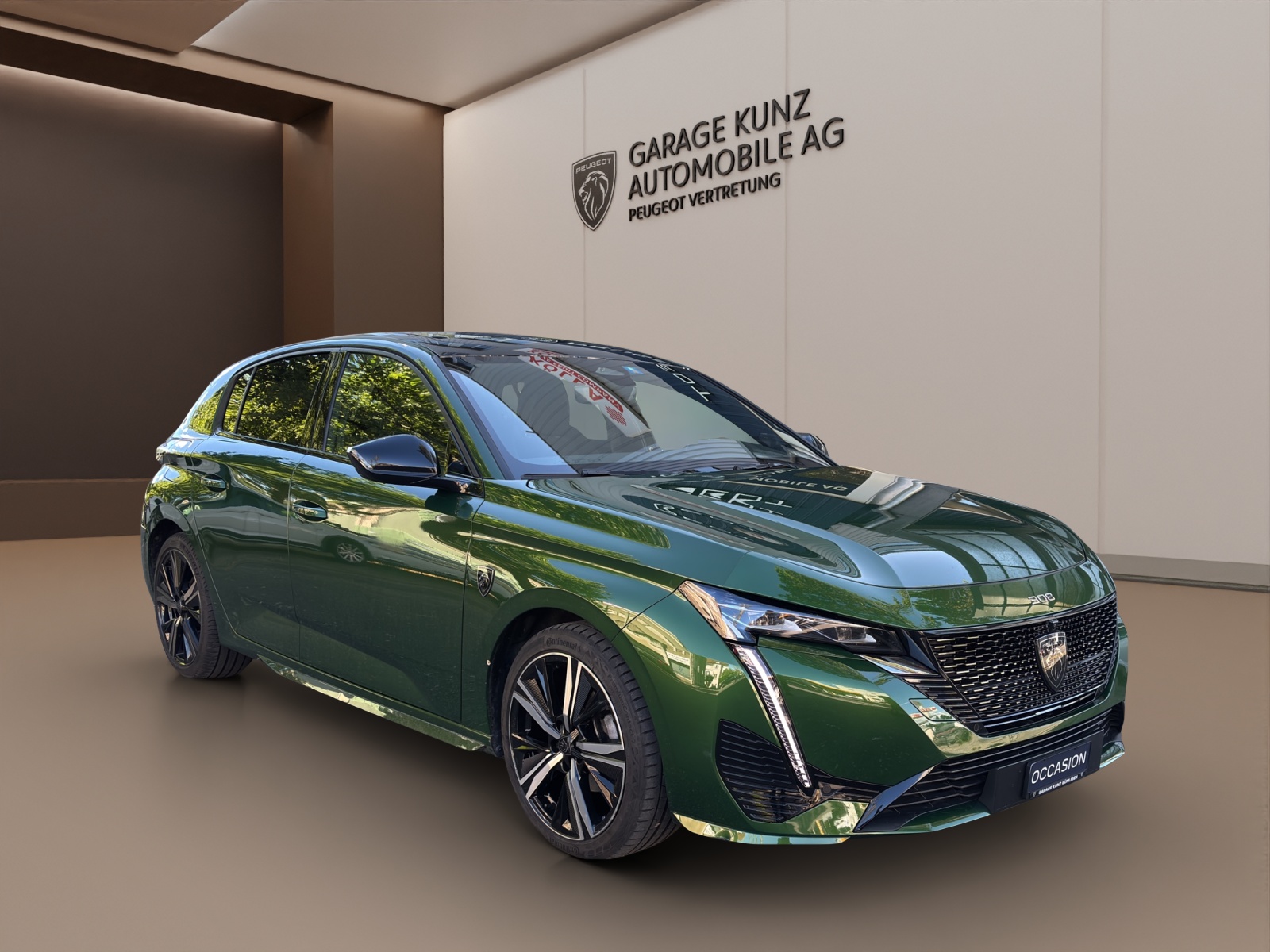 PEUGEOT 308 1.2 Pure Tech GT Pack EAT8-image-6