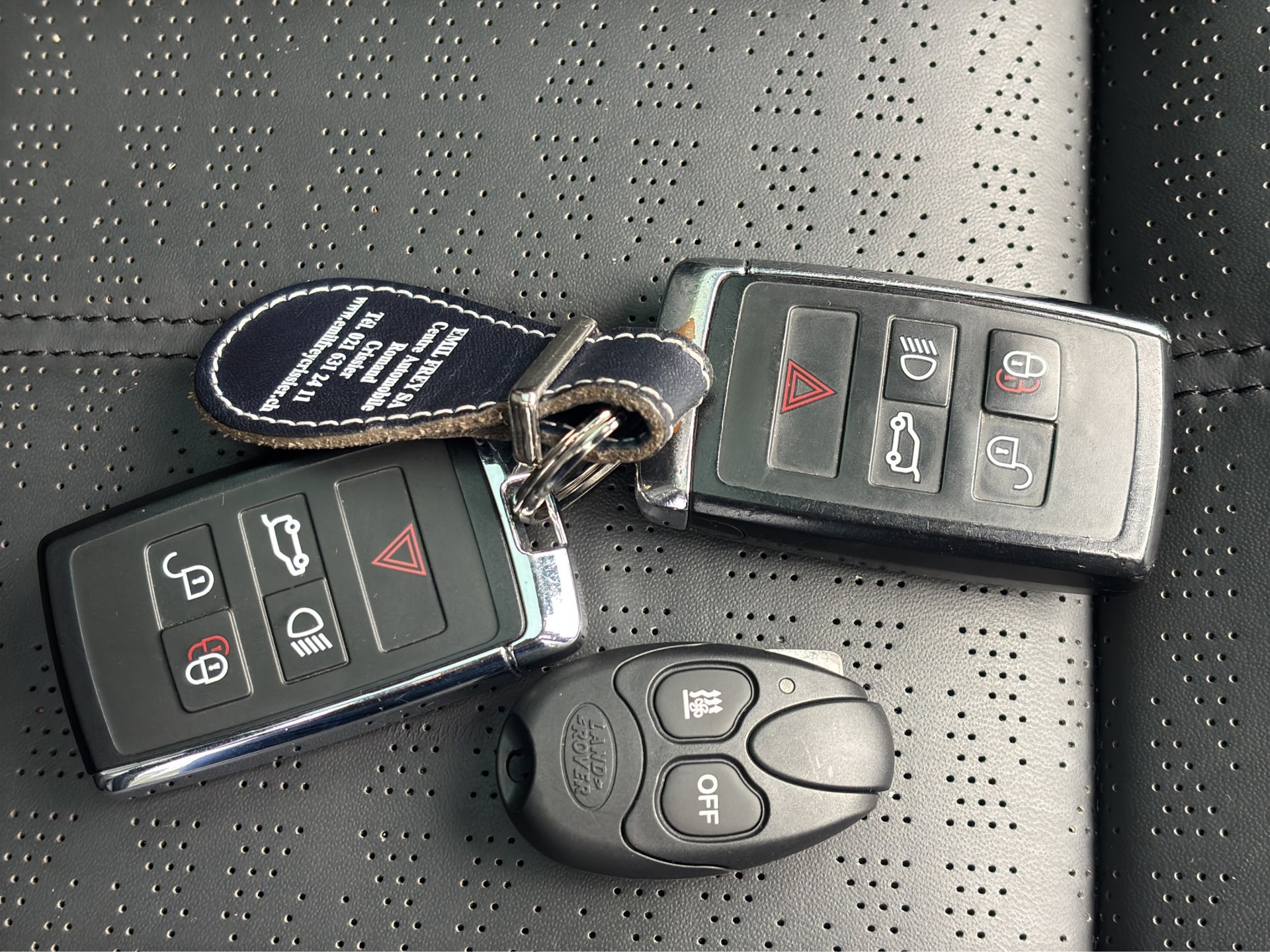 LAND ROVER Range Rover Evoque P 300 HSE AT9-image-20