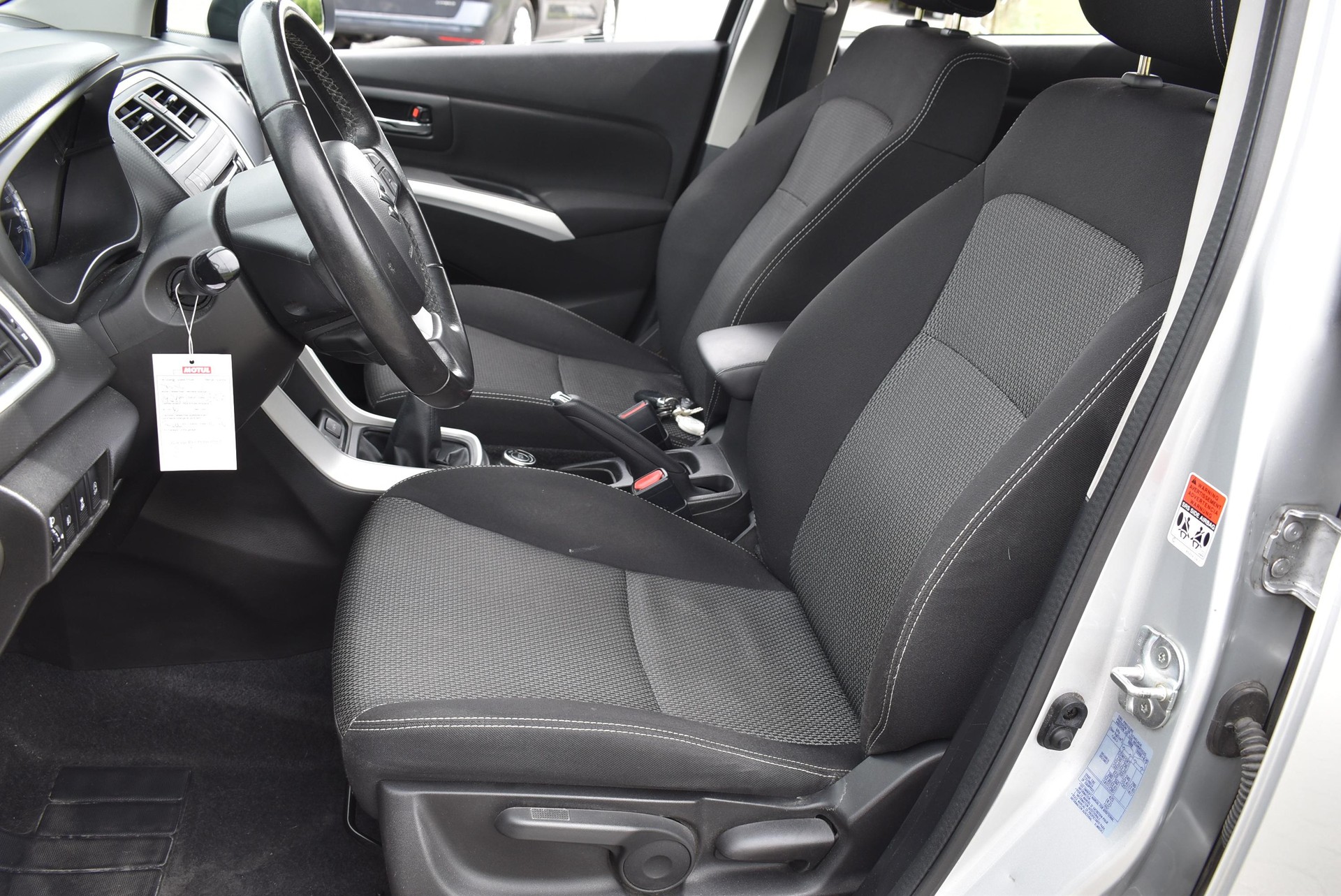 SUZUKI SX4 S-Cross 1.6 16V Sergio Cellano 4x4-image-11