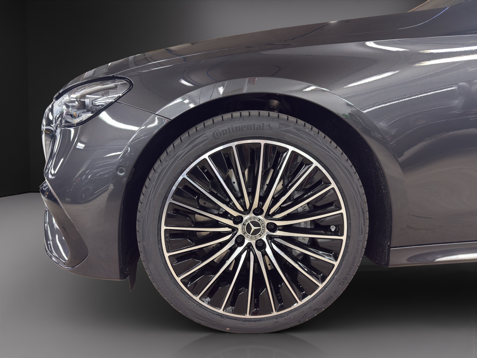 MERCEDES-BENZ E 220 d 4Matic 9G-Tronic-image-7