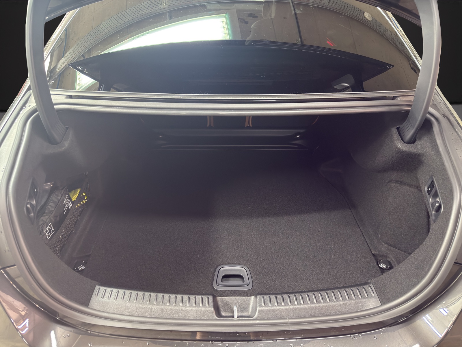 MERCEDES-BENZ E 220 d 4Matic 9G-Tronic-image-8