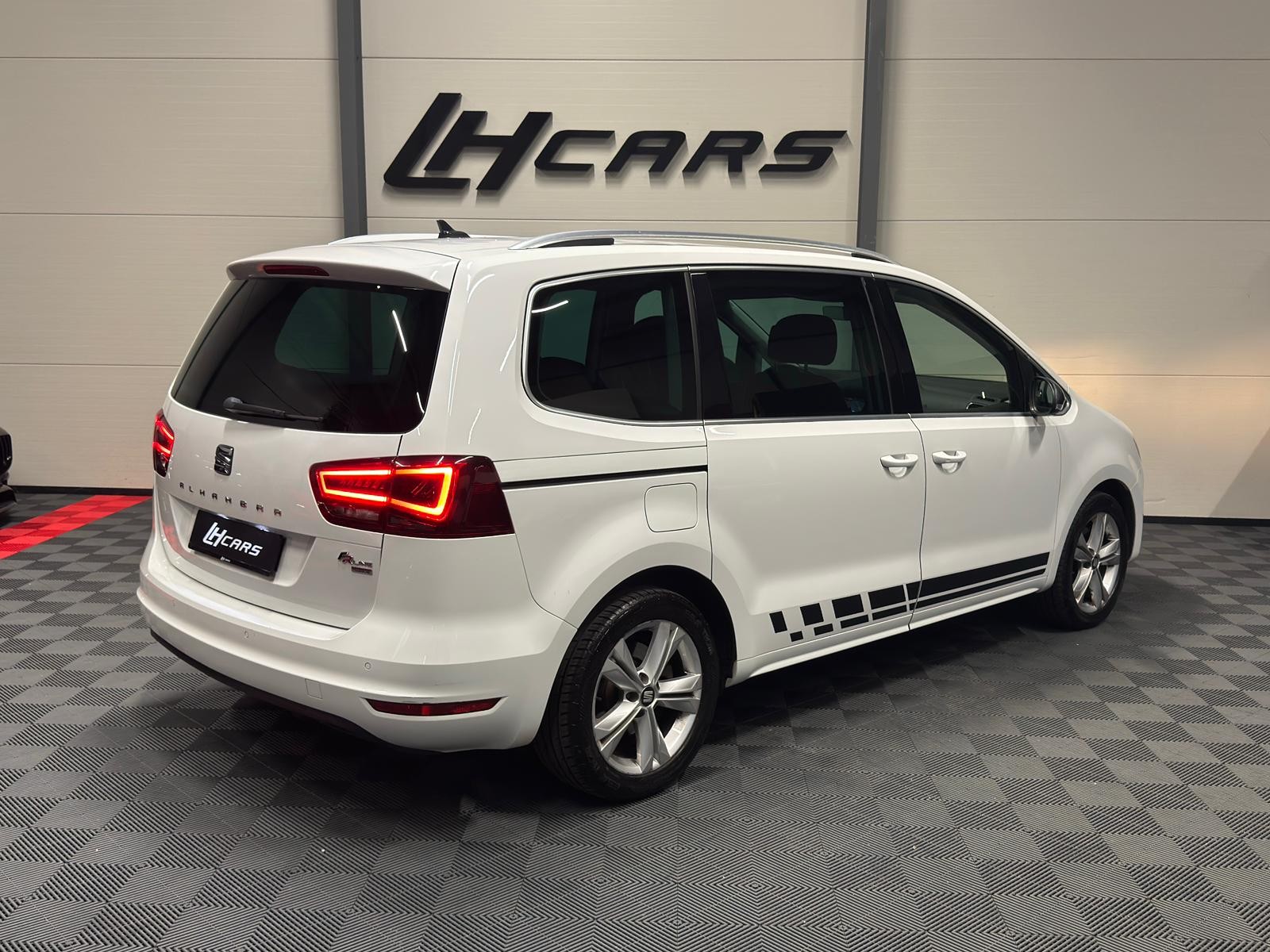 SEAT Alhambra 2.0 TDI 184 FR Li. 4x4 DSG S/S-image-3
