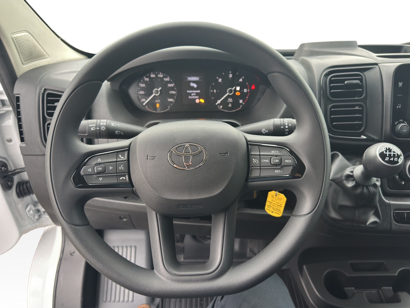 TOYOTA PROACE MAX Van 3.5 L2H1 2.2 D Active-image-6