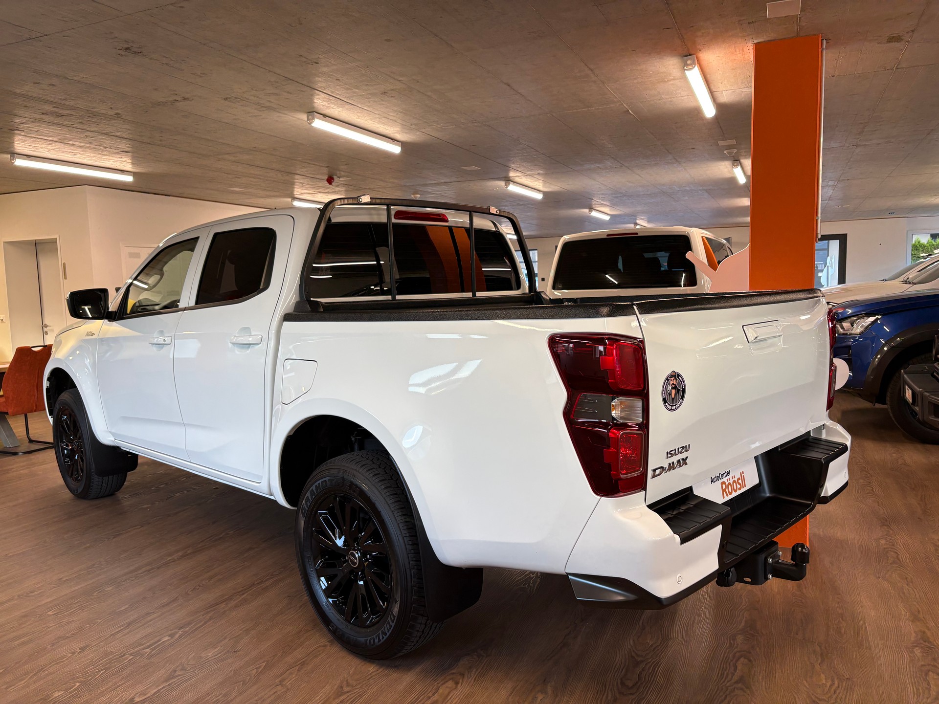 ISUZU D-MAX 1.9 CrewCab N60BB+ 4x4 AT-image-6