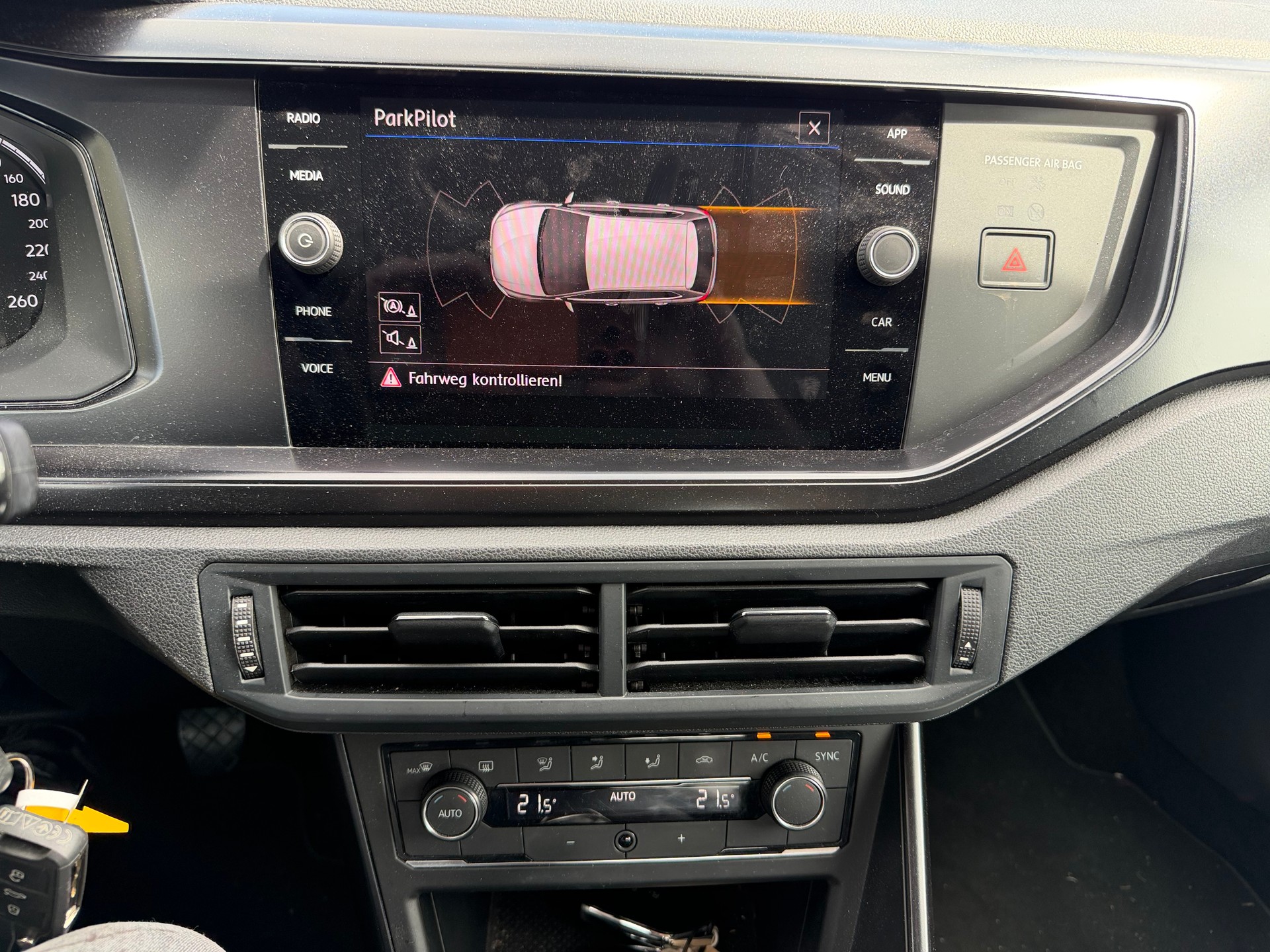 VW Polo 1.0 BMT Trendline-image-10