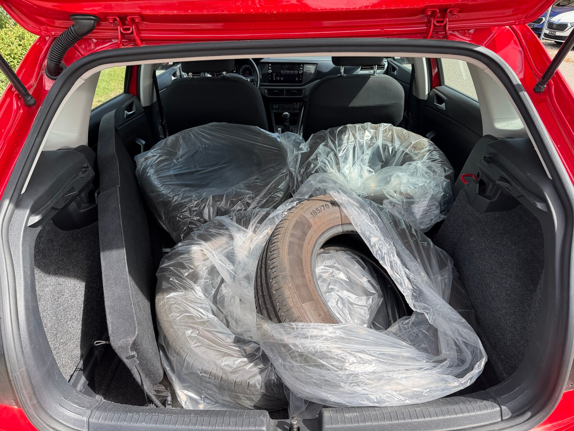 VW Polo 1.0 BMT Trendline-image-13